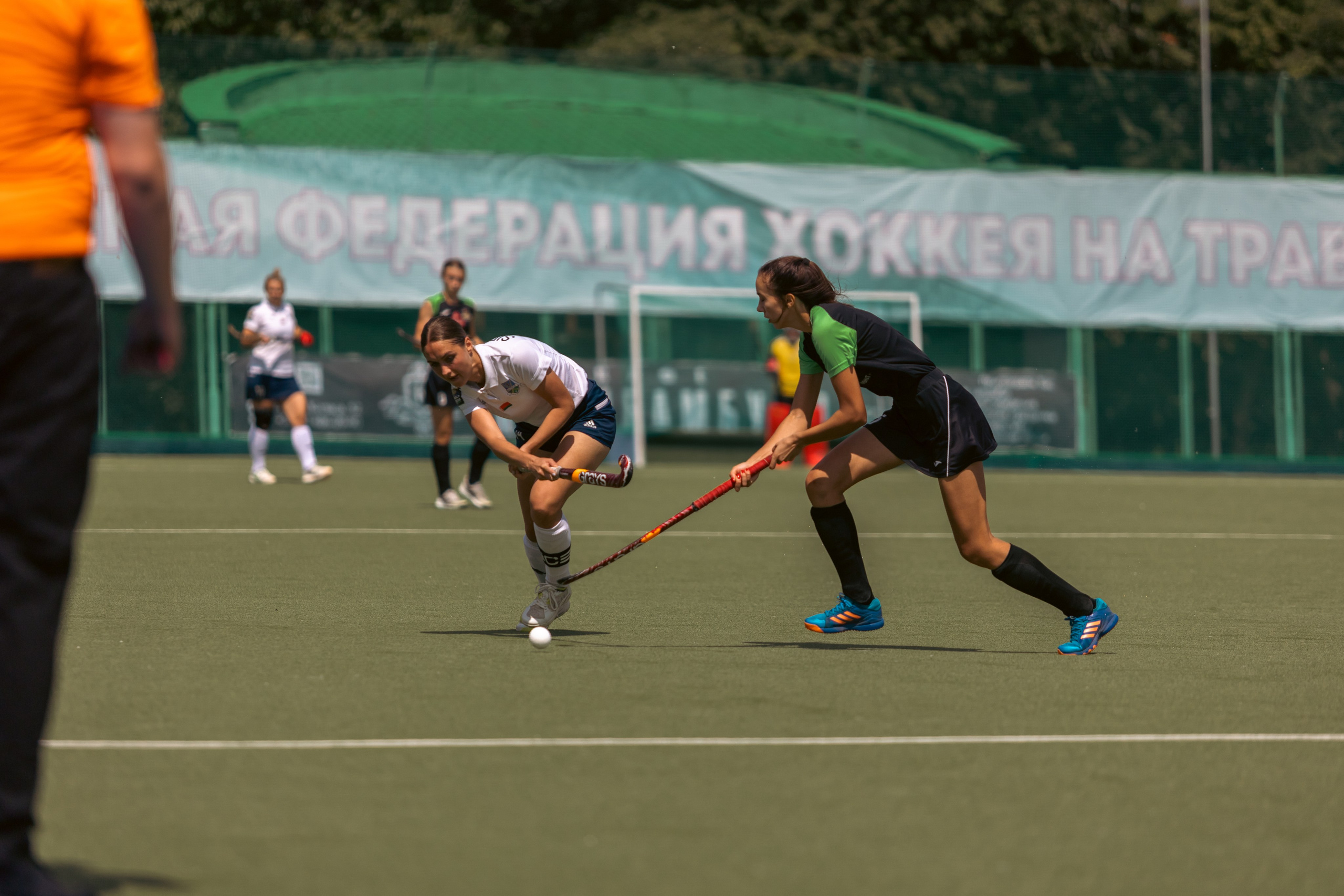 Хоккей на траве. Девушки. Минск — Текстильщик 29.052024. Профессиональный интерьерный и репортажный фотограф Минск и РБ. Максим Орлов