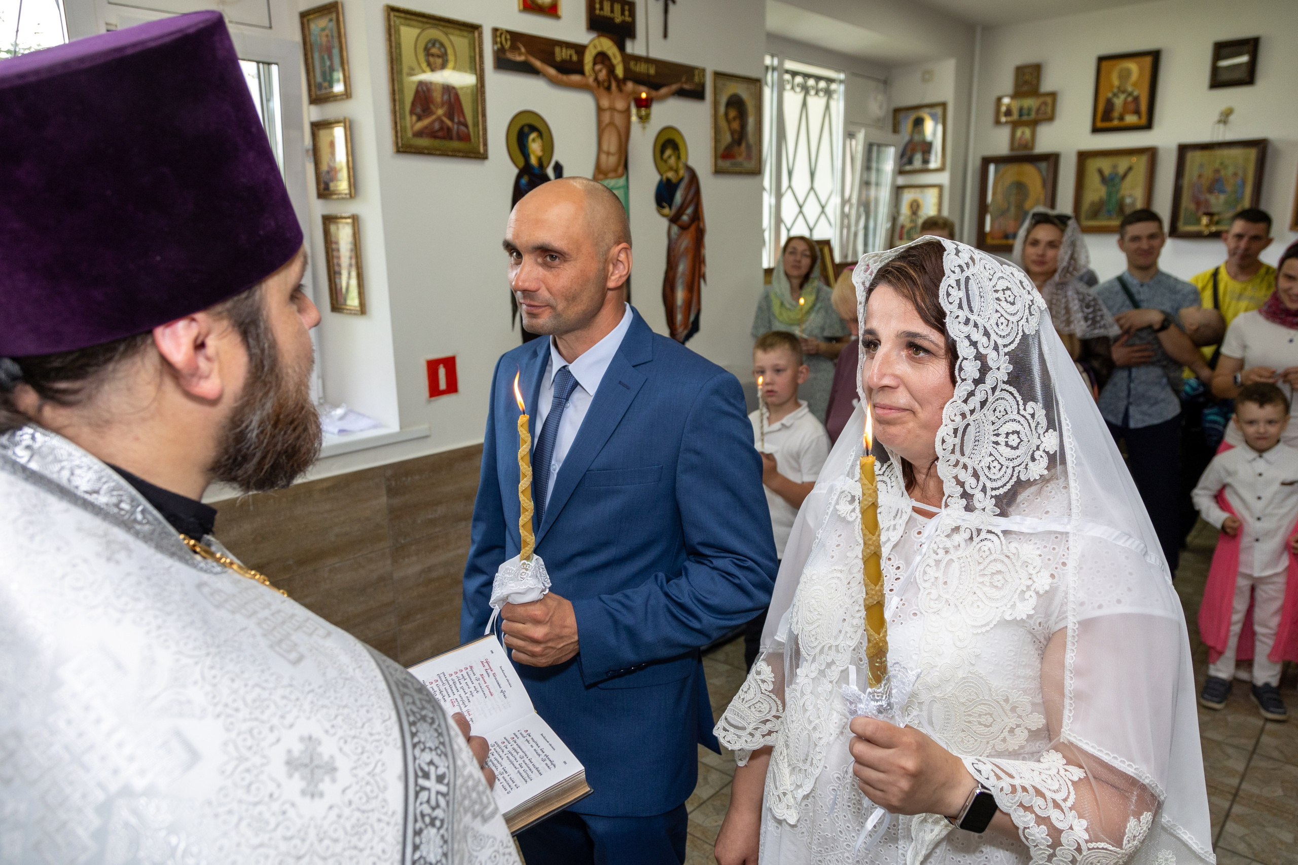 Венчание Михаила и Ольги. Профессиональный интерьерный и репортажный фотограф Минск и РБ. Максим Орлов