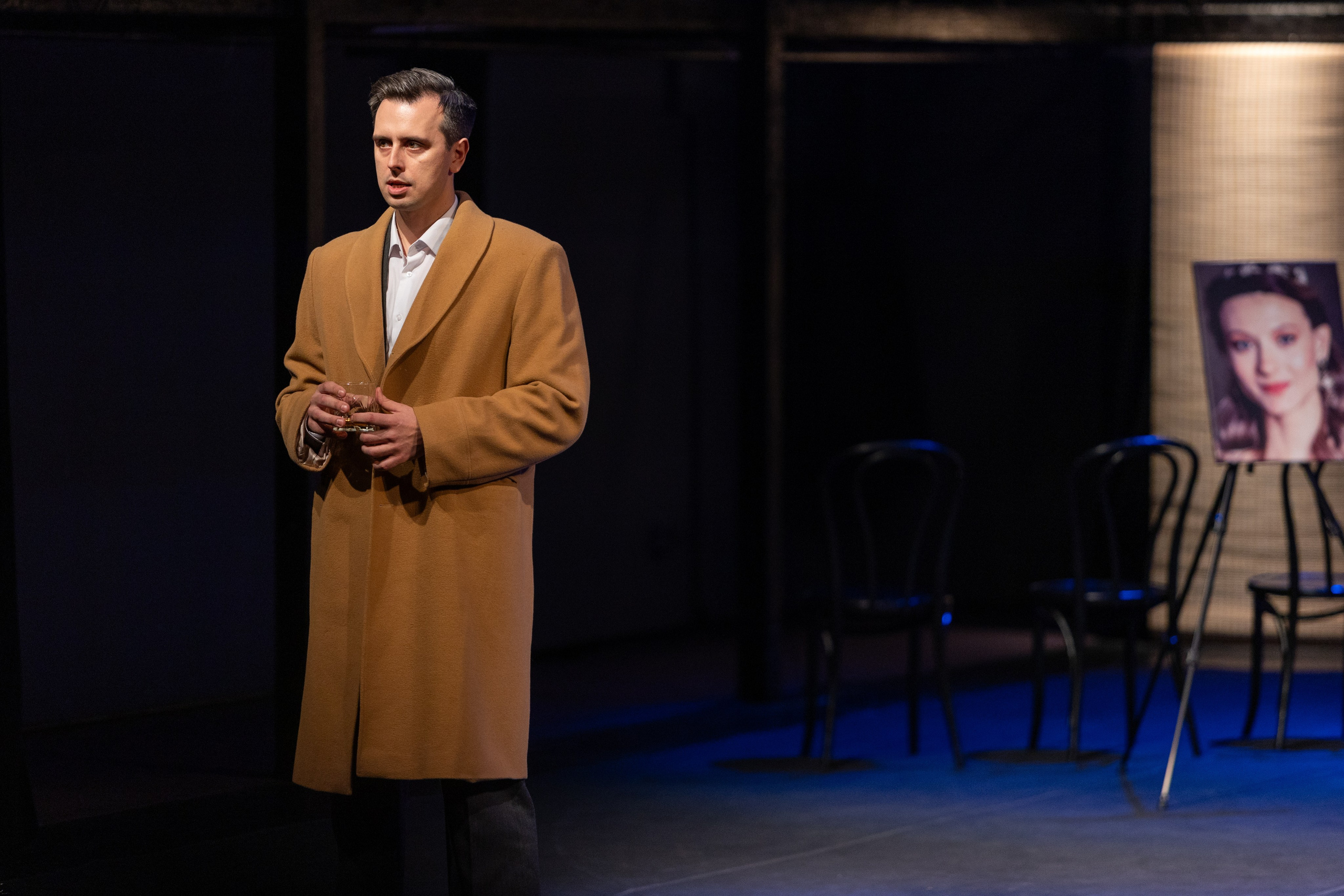 Новый театр «Плачу за любовь». Профессиональный интерьерный и репортажный фотограф Минск и РБ. Максим Орлов