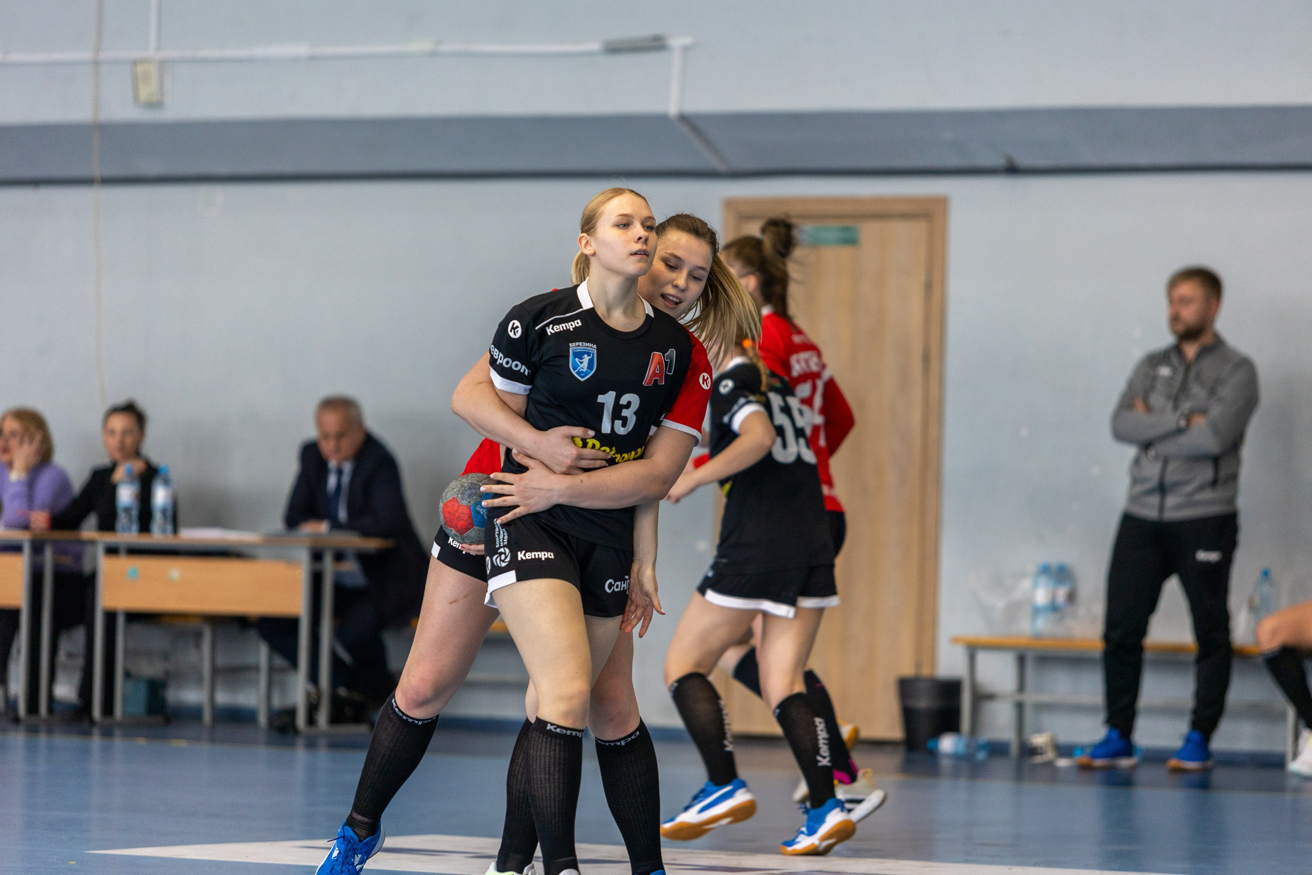 Гандбол. БНТУ — Березина. Профессиональный интерьерный и репортажный фотограф Минск и РБ. Максим Орлов