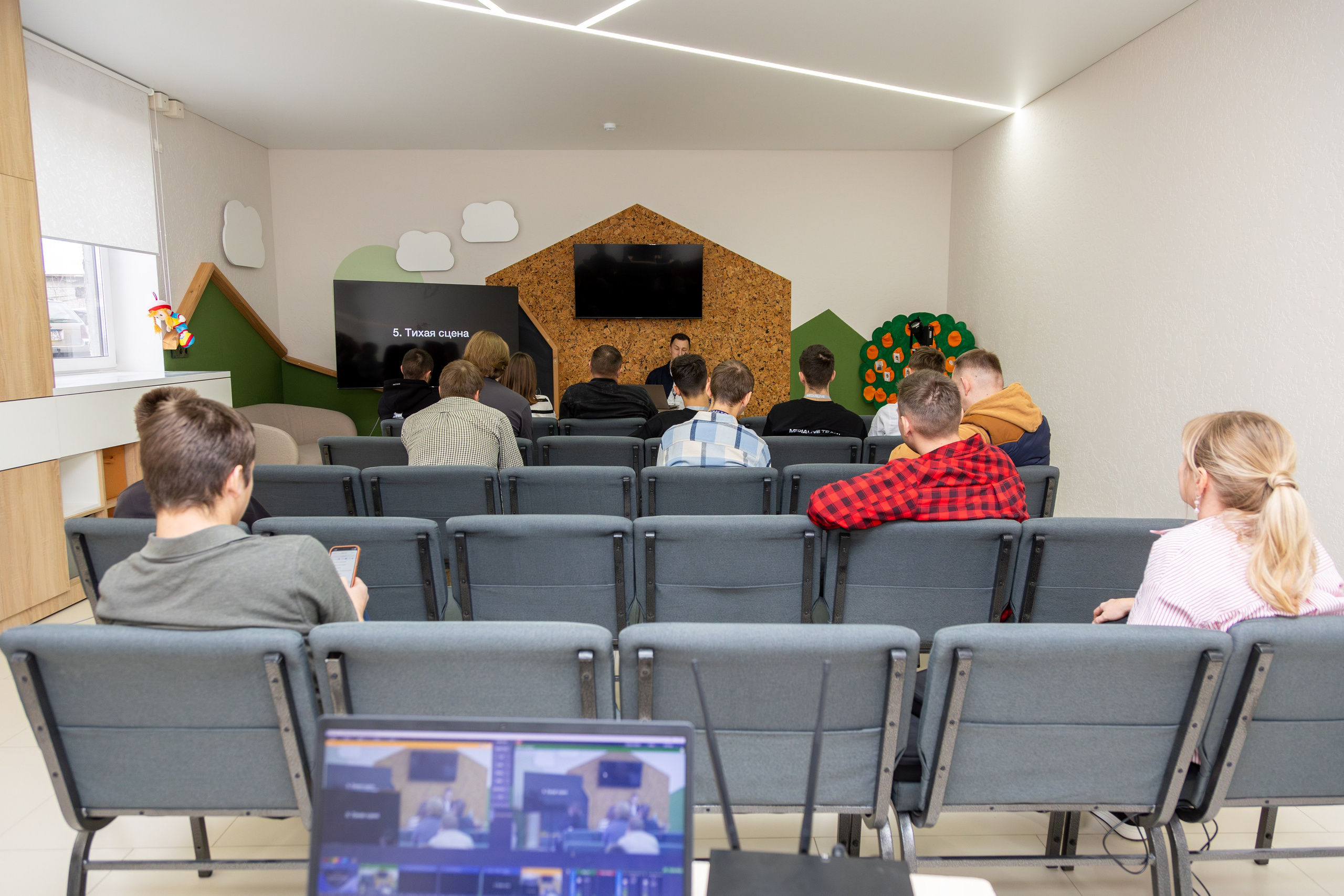 Конференция Medialive 2024. День второй. Профессиональный интерьерный и репортажный фотограф Минск и РБ. Максим Орлов