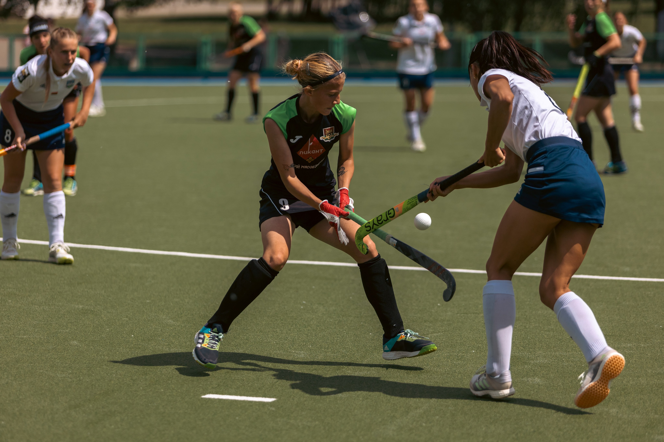 Хоккей на траве. Девушки. Минск — Текстильщик 29.052024. Профессиональный интерьерный и репортажный фотограф Минск и РБ. Максим Орлов