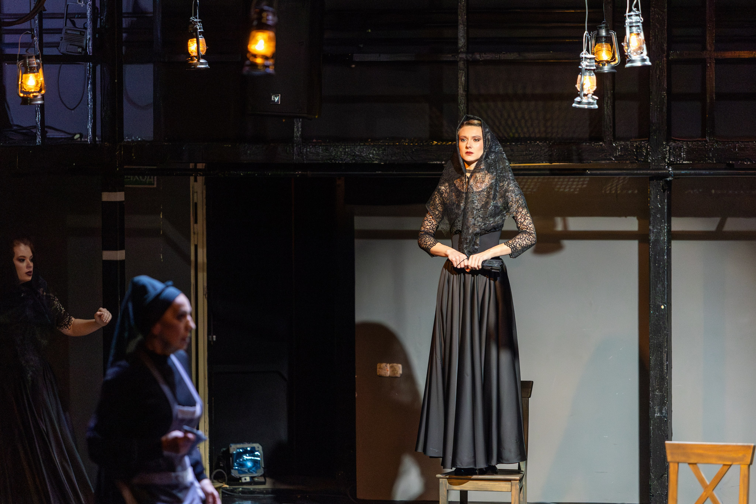 Новый театр «Дом Бернарды Альбы». Профессиональный интерьерный и репортажный фотограф Минск и РБ. Максим Орлов