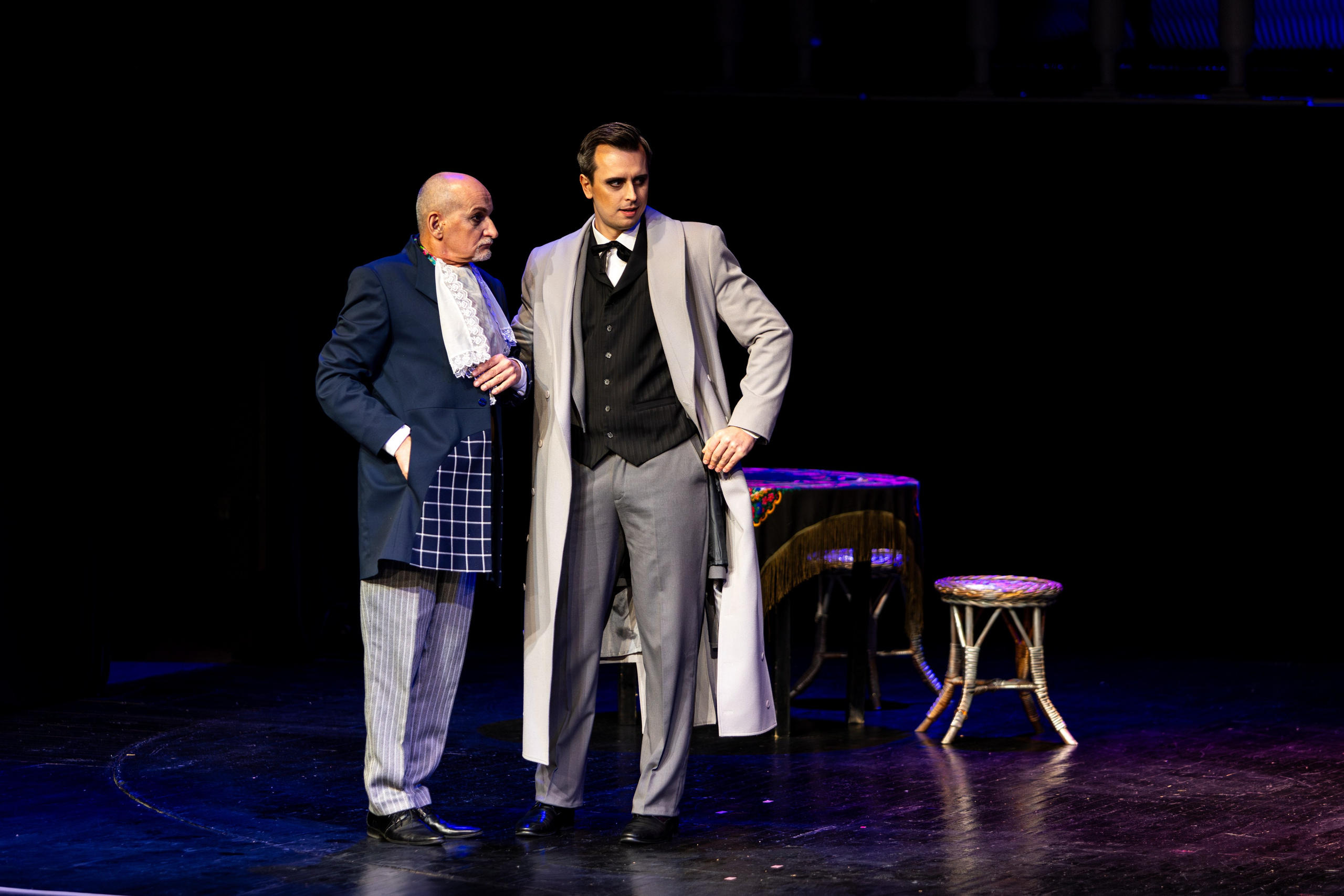 Новый театр «Я вещь». Профессиональный интерьерный и репортажный фотограф Минск и РБ. Максим Орлов