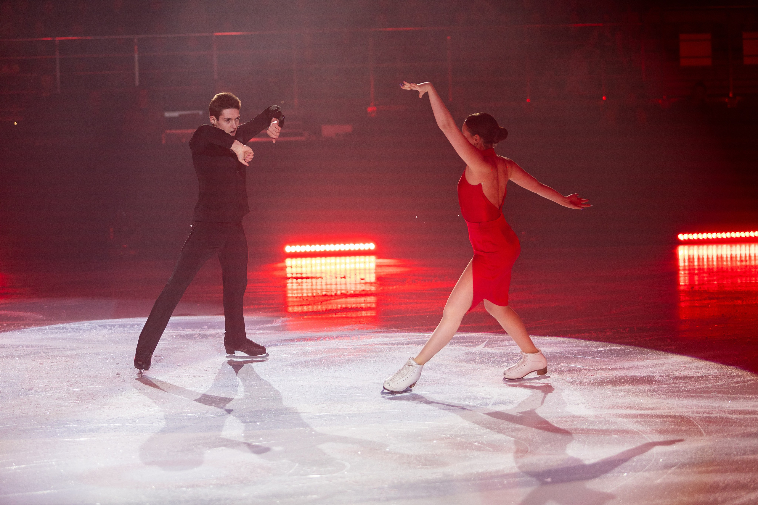 Ледовое шоу Ильи Авербуха 30.03.2024. Профессиональный интерьерный и репортажный фотограф Минск и РБ. Максим Орлов