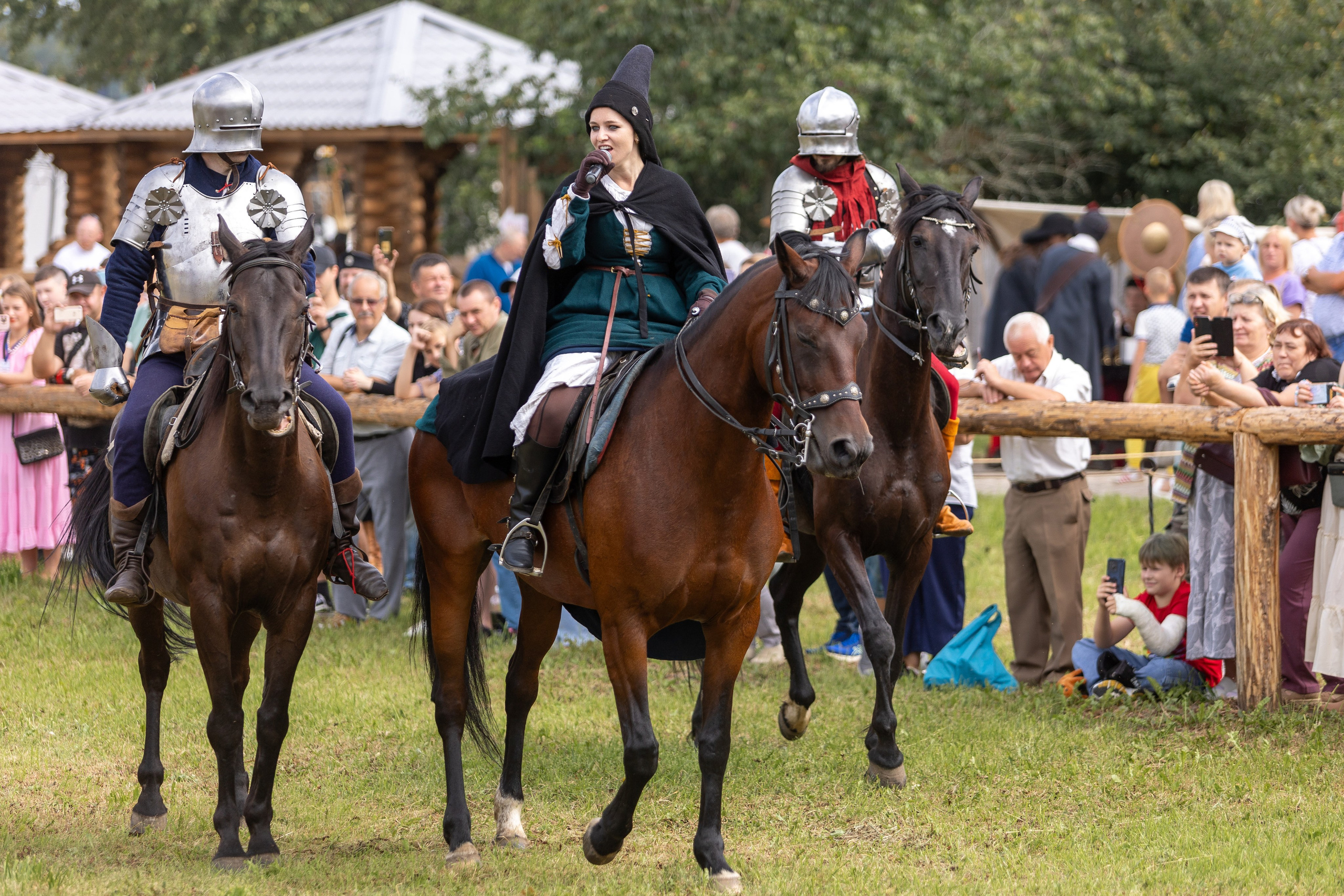 Рыцарский фест. Мстиславль. Профессиональный интерьерный и репортажный фотограф Минск и РБ. Максим Орлов