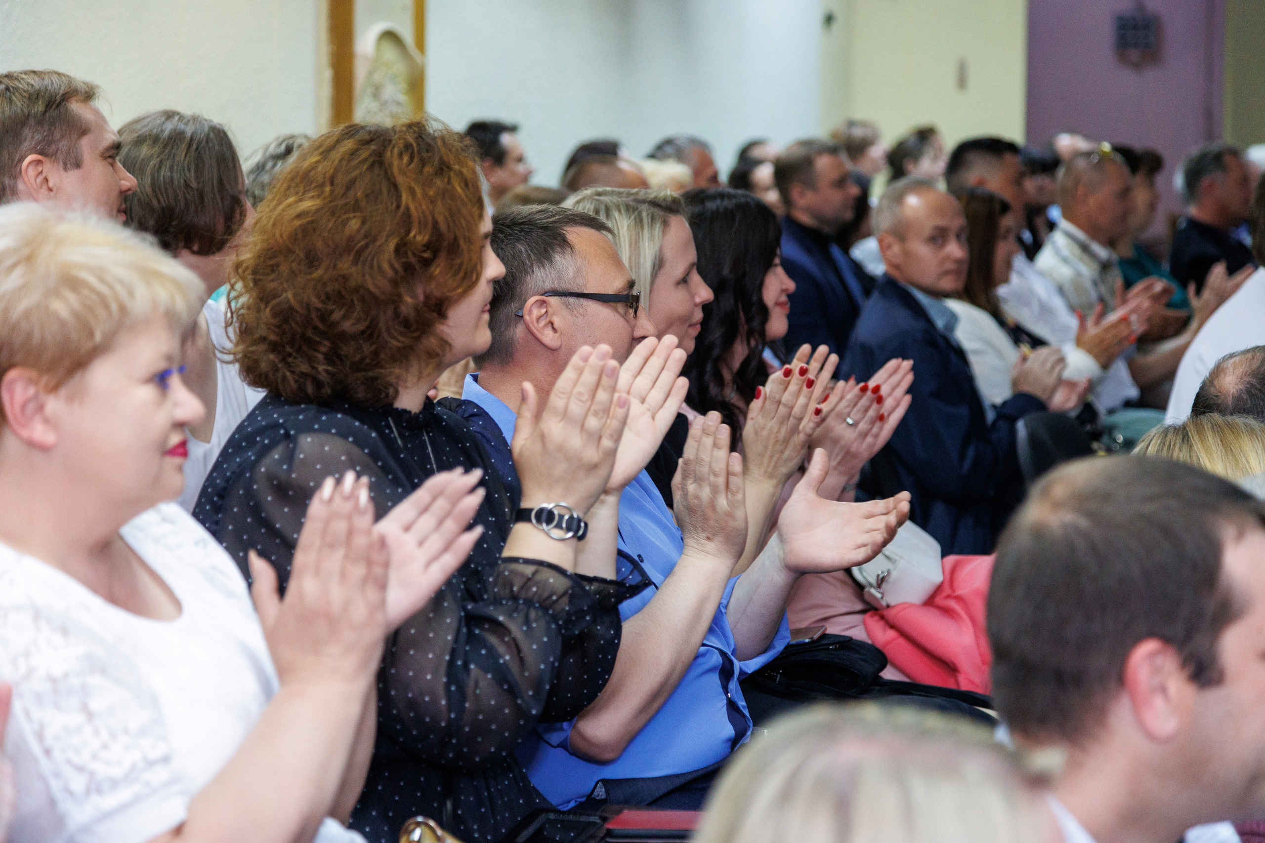 Вручение дипломов Жодино 2023. Профессиональный интерьерный и репортажный фотограф Минск и РБ. Максим Орлов