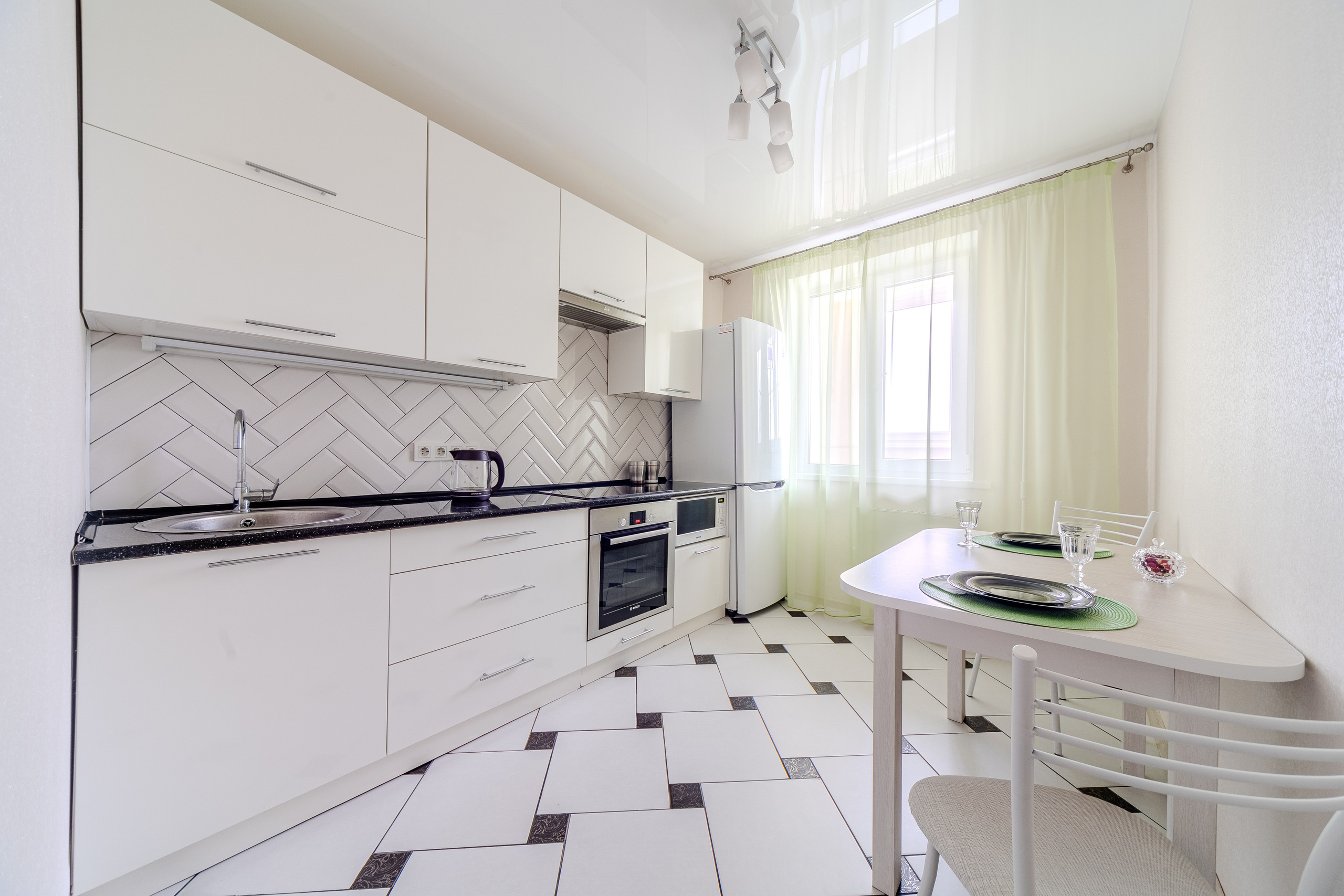 Пр. Пушкина 81. Эконом вариант. Профессиональный интерьерный и репортажный фотограф Минск и РБ. Максим Орлов