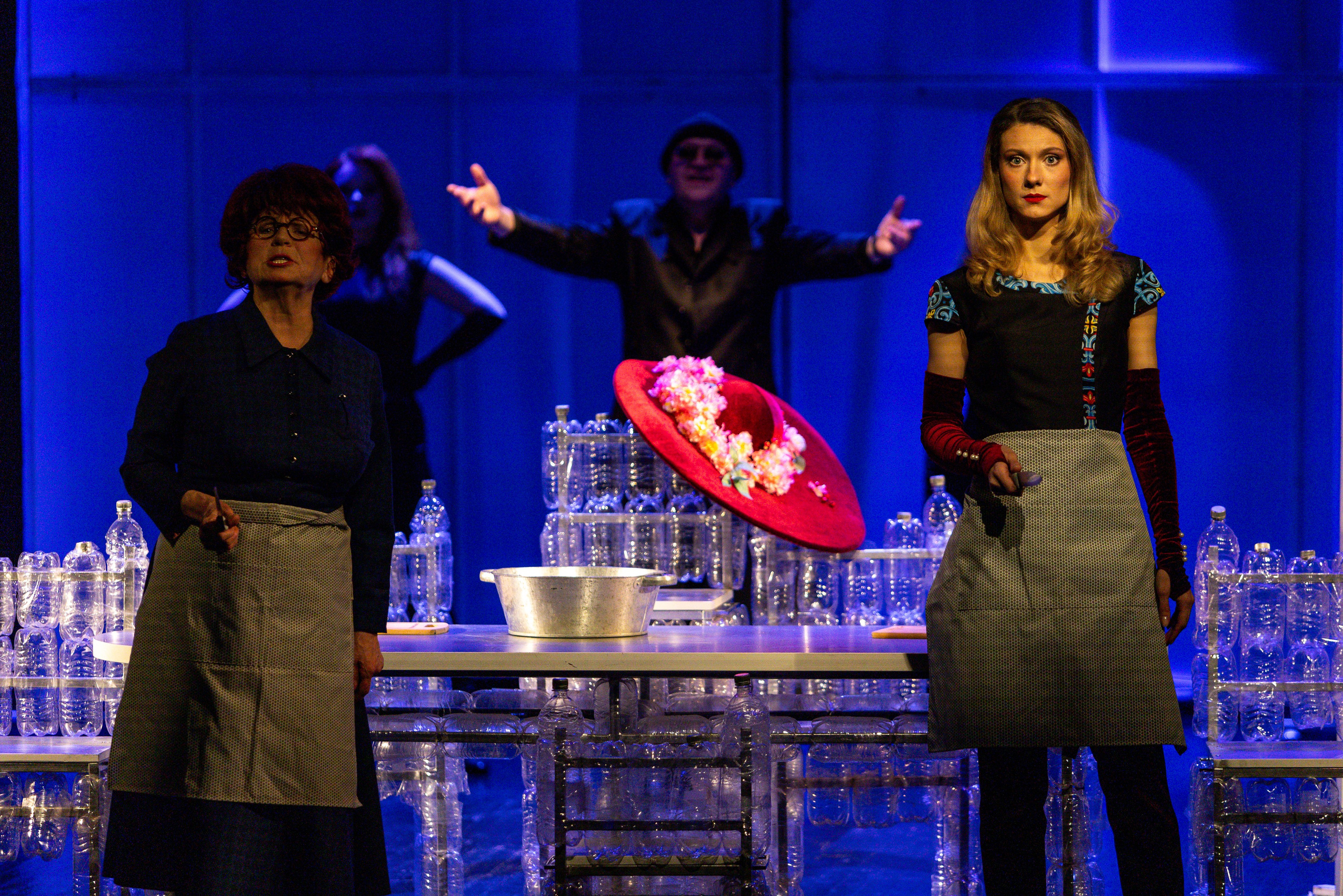 Новый театр «Нобелевская неделя». Профессиональный интерьерный и репортажный фотограф Минск и РБ. Максим Орлов