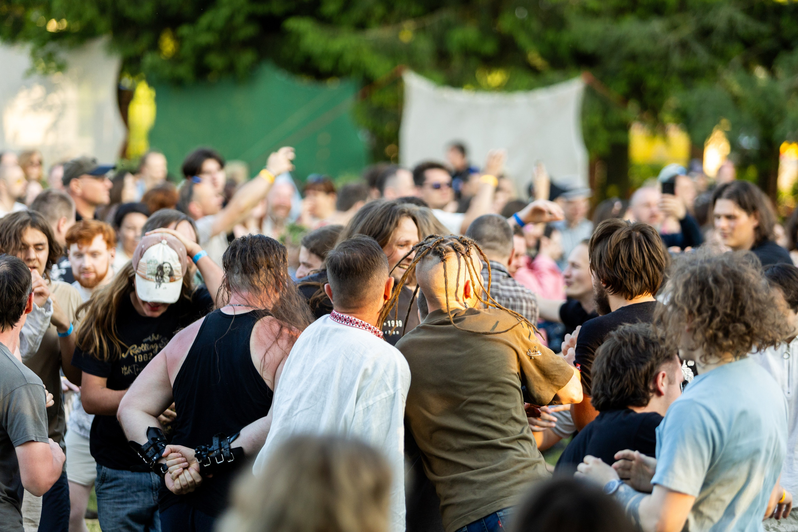 Свята сонца. Профессиональный интерьерный и репортажный фотограф Минск и РБ. Максим Орлов