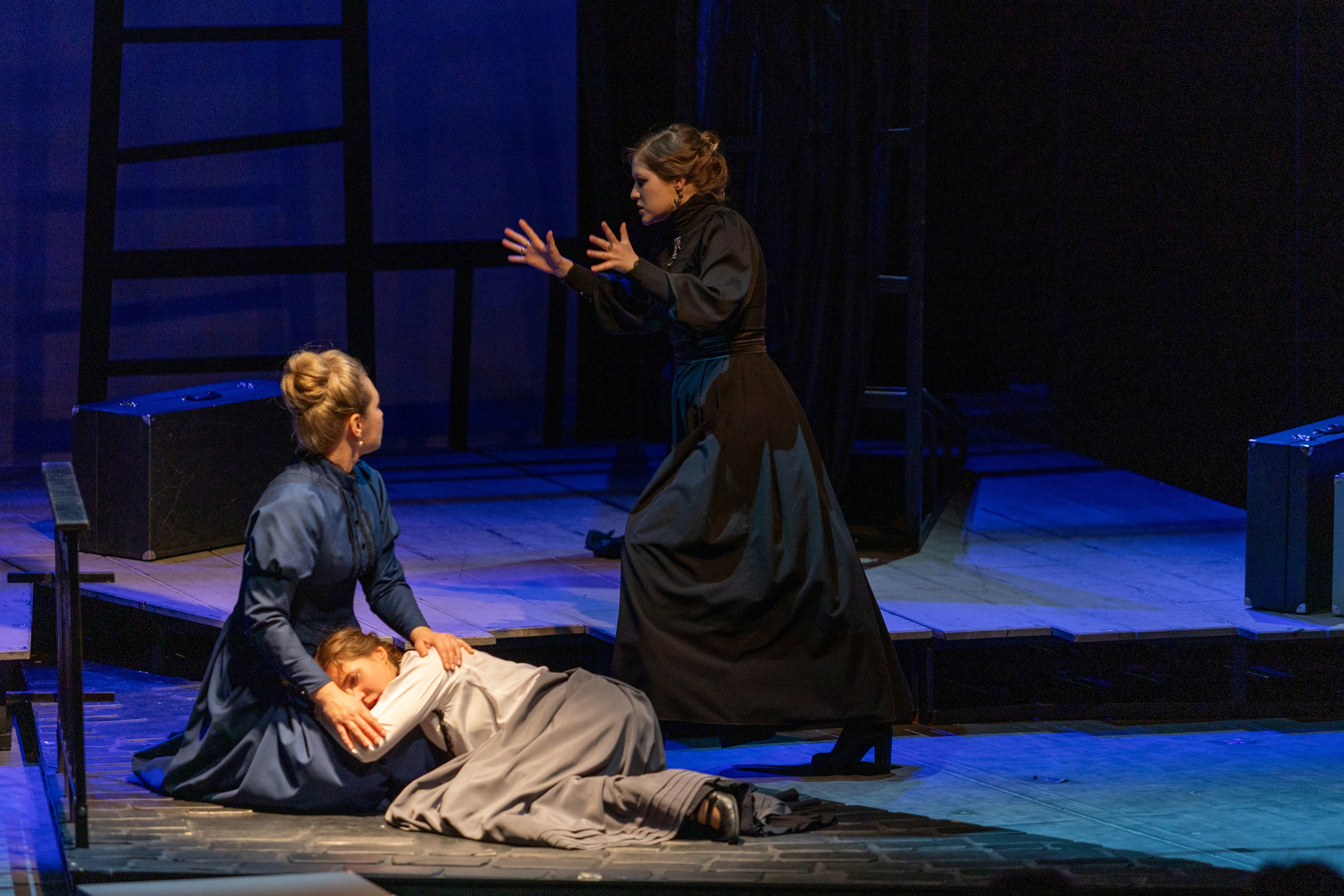 Театр белорусской армии «Три сестры». Профессиональный интерьерный и репортажный фотограф Минск и РБ. Максим Орлов