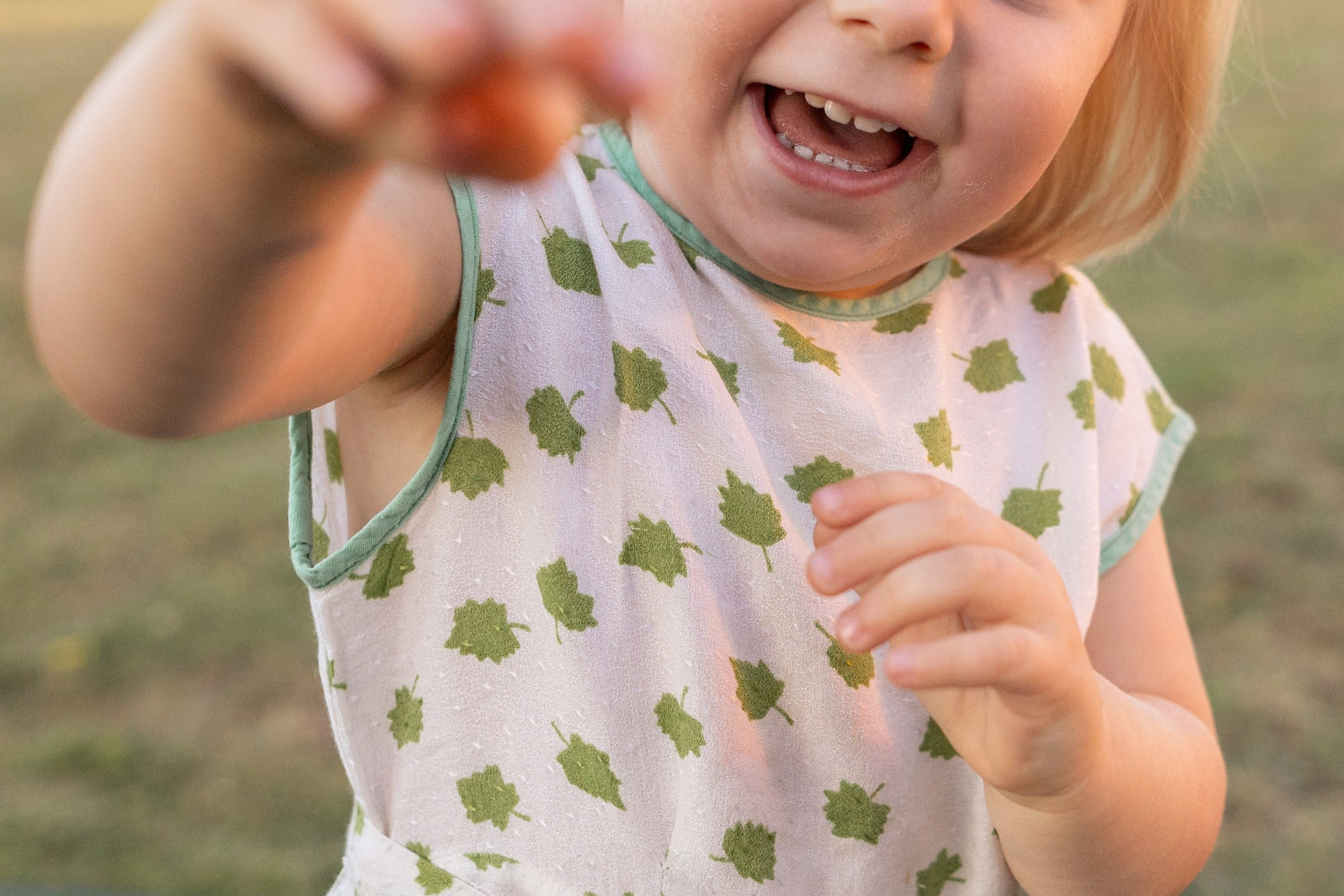Детская живая фотосессия. Профессиональный интерьерный и репортажный фотограф Минск и РБ. Максим Орлов