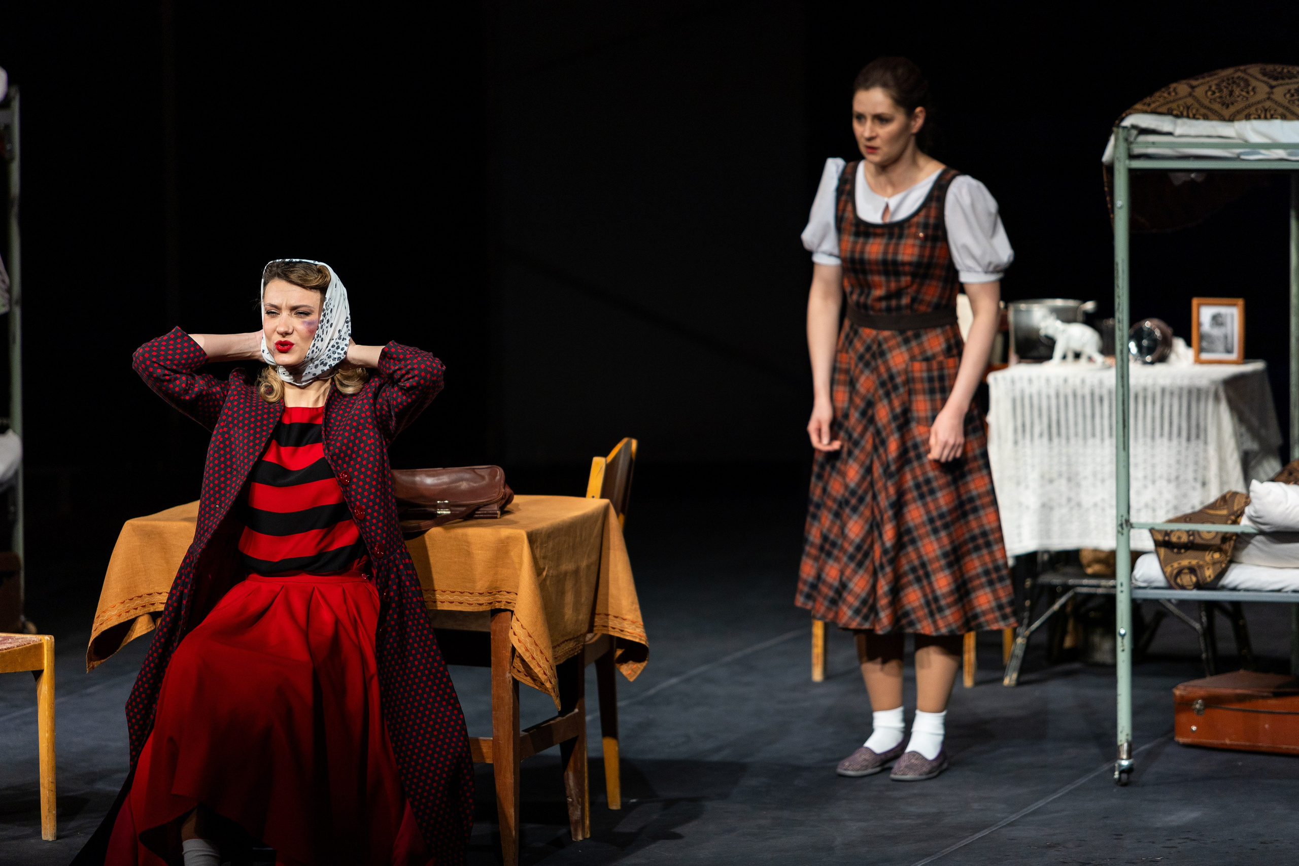 Новый театр «Фабричная девчонка». Профессиональный интерьерный и репортажный фотограф Минск и РБ. Максим Орлов