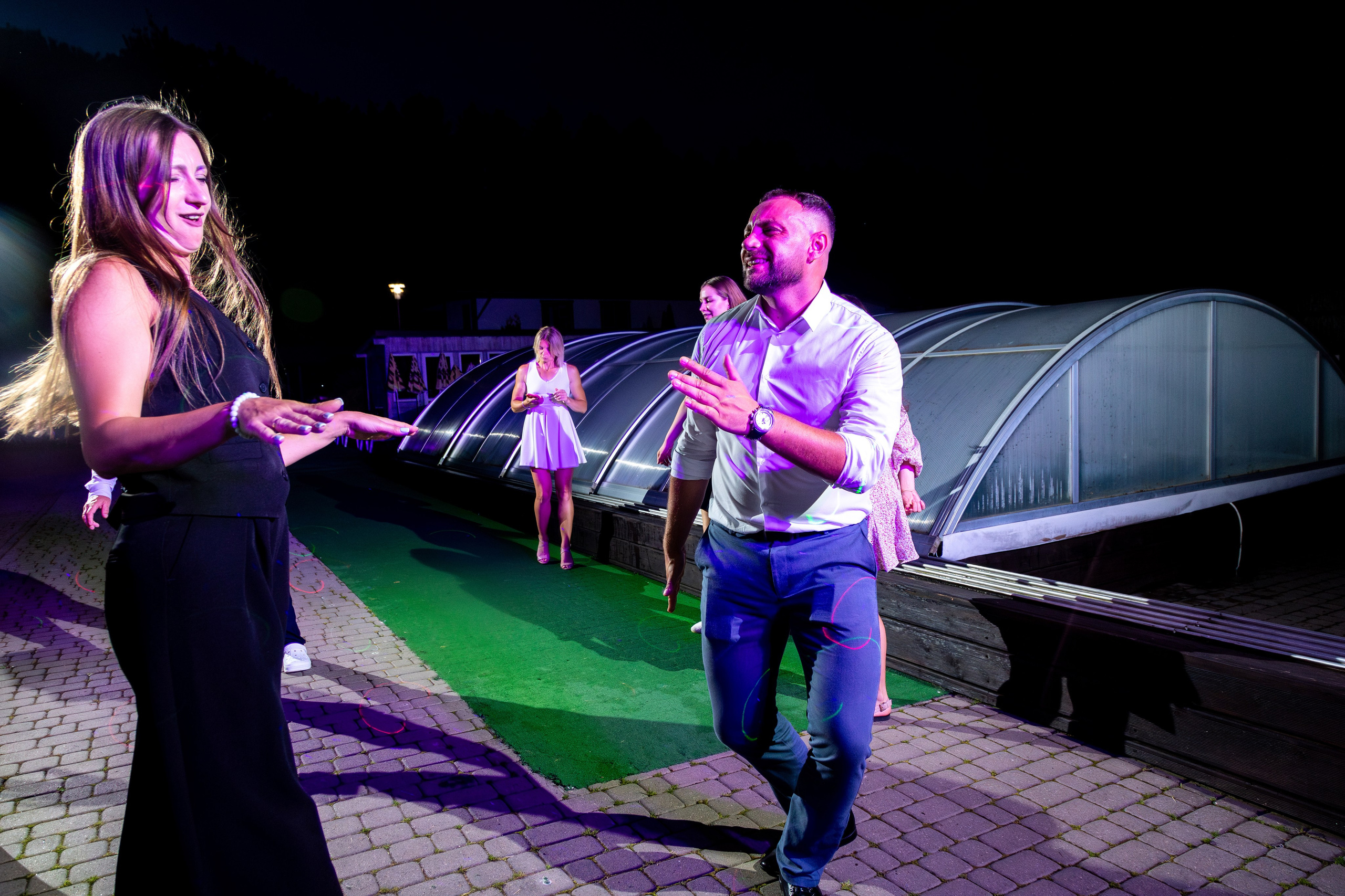 Свадебная фотосессия Дениса и Юли. Профессиональный интерьерный и репортажный фотограф Минск и РБ. Максим Орлов