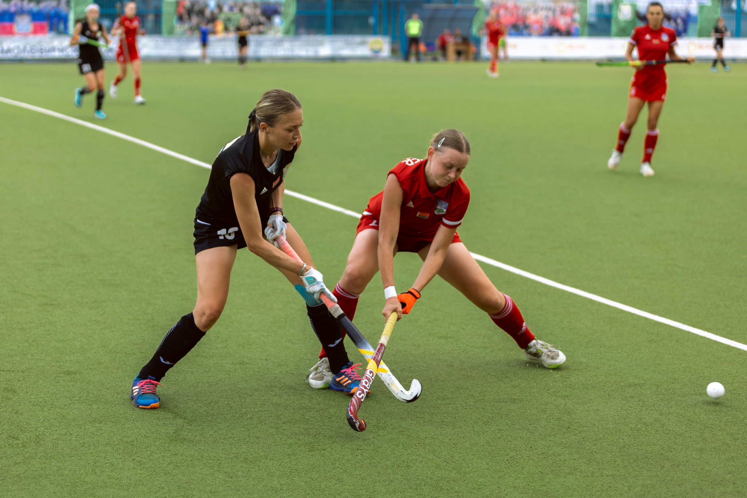 Хоккей на траве. Девушки. Минск — Виктория. 16.06.2024. Профессиональный интерьерный и репортажный фотограф Минск и РБ. Максим Орлов