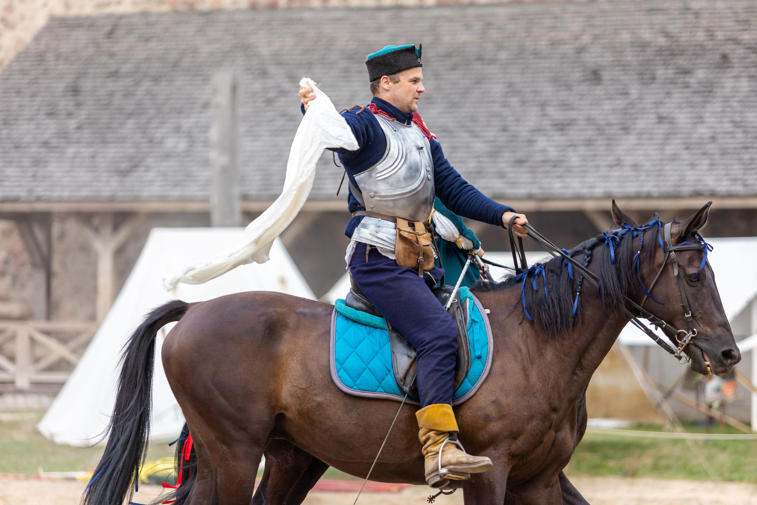 Выступление «Золотой шпоры» на празднике города Лиды. Профессиональный интерьерный и репортажный фотограф Минск и РБ. Максим Орлов