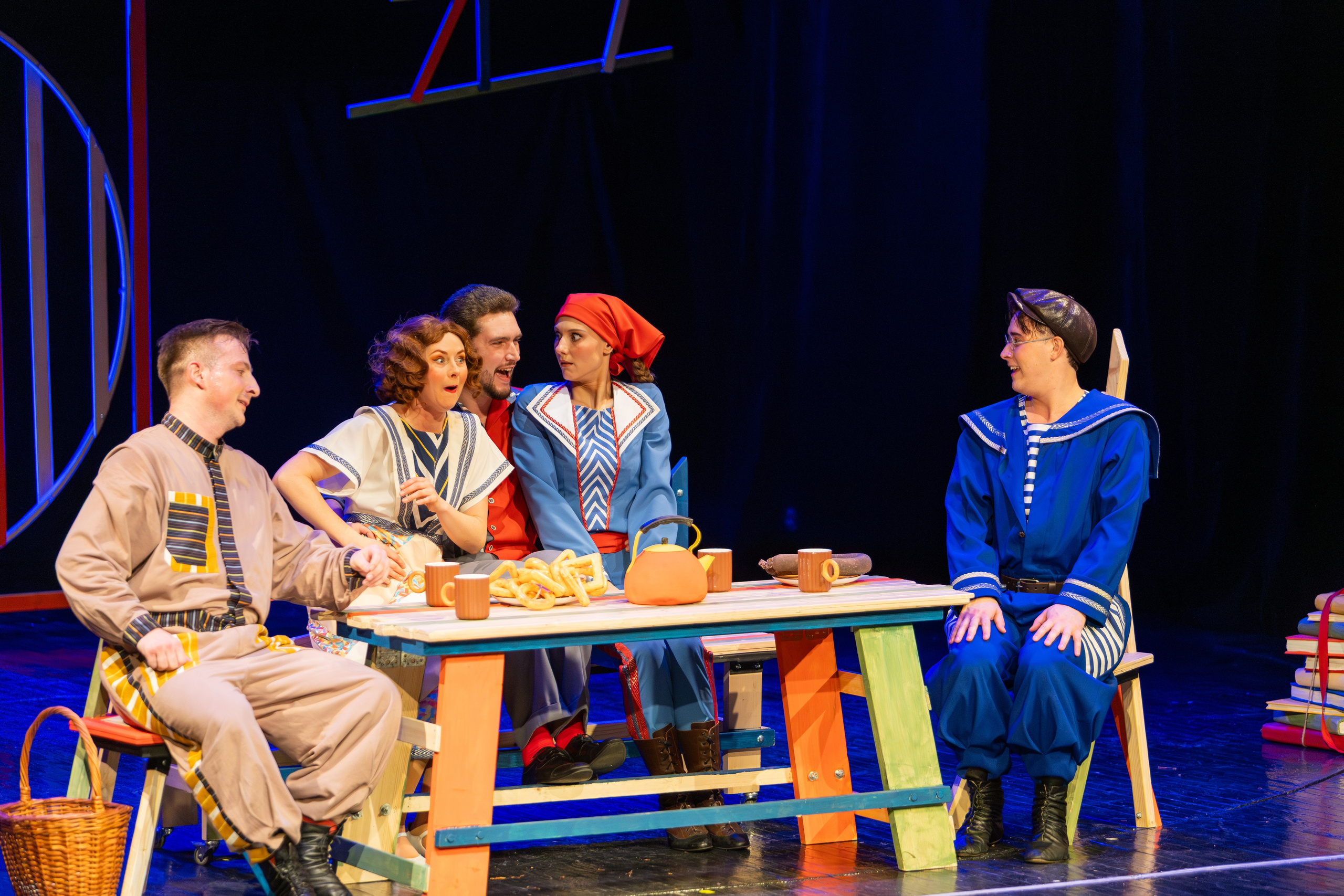 Квадратура круга. Профессиональный интерьерный и репортажный фотограф Минск и РБ. Максим Орлов