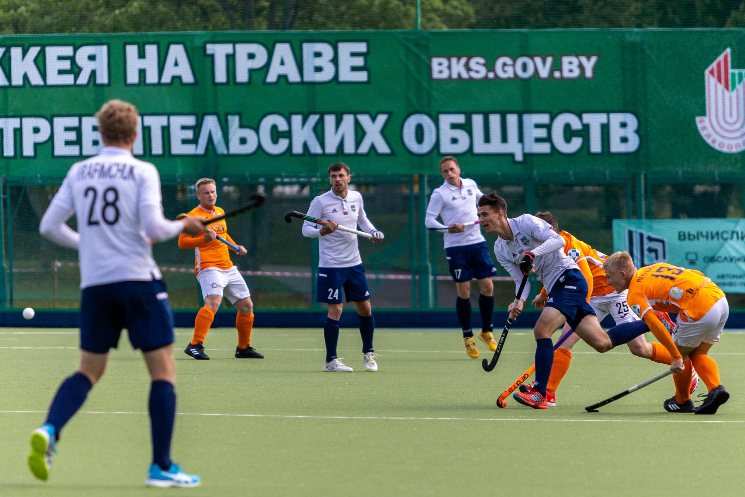 Хоккей на траве. ХК Минск — СК Строитель 11.05.2024. Профессиональный интерьерный и репортажный фотограф Минск и РБ. Максим Орлов
