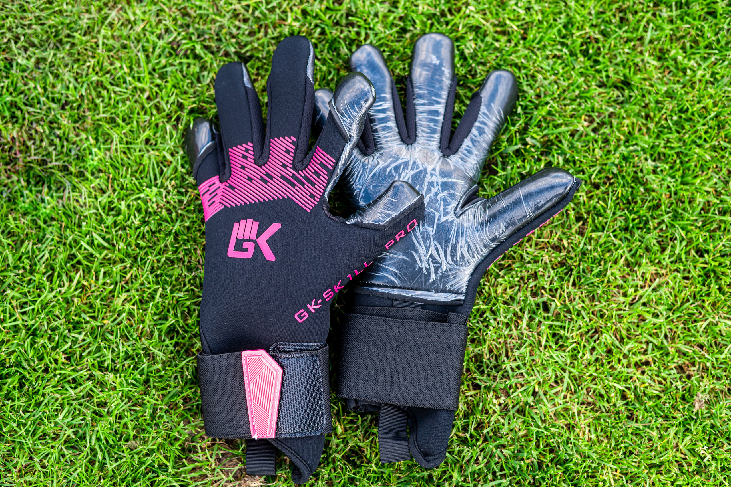 Фото для рекламы вратарских печаток. Профессиональный интерьерный и репортажный фотограф Минск и РБ. Максим Орлов