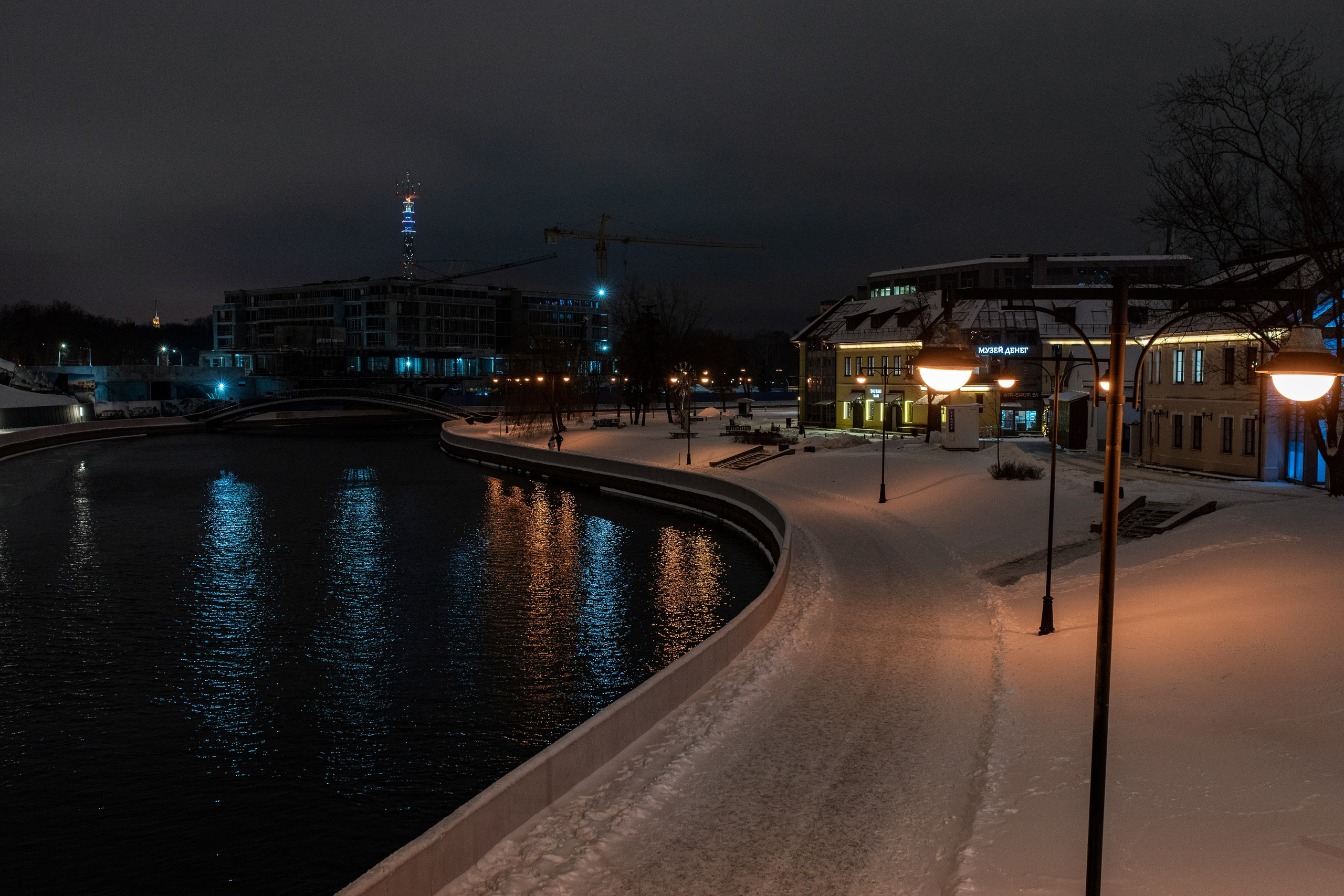 Фотосъемка на улицах. Профессиональный интерьерный и репортажный фотограф Минск и РБ. Максим Орлов
