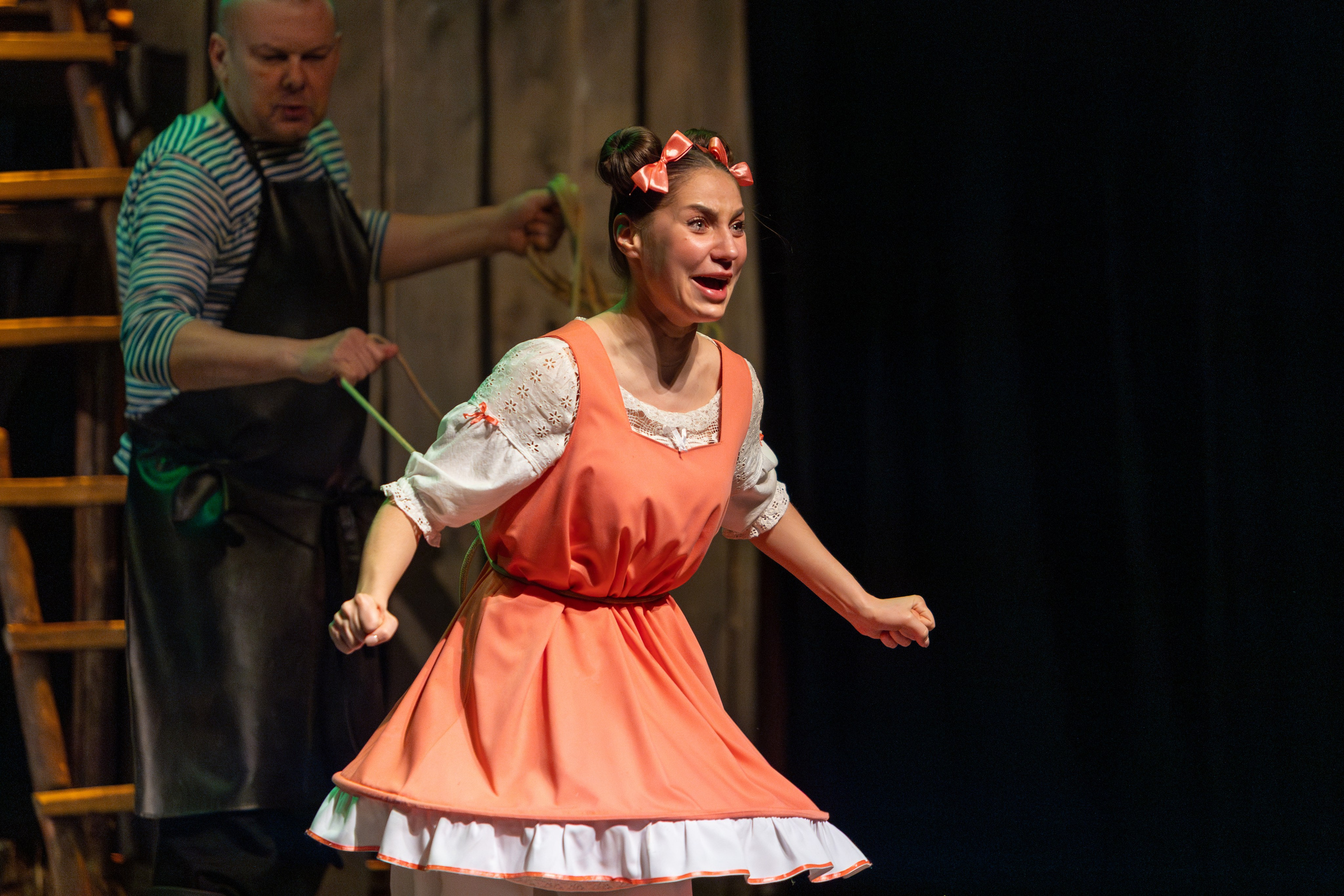 Театр белорусской армии «Очень простая история». Профессиональный интерьерный и репортажный фотограф Минск и РБ. Максим Орлов