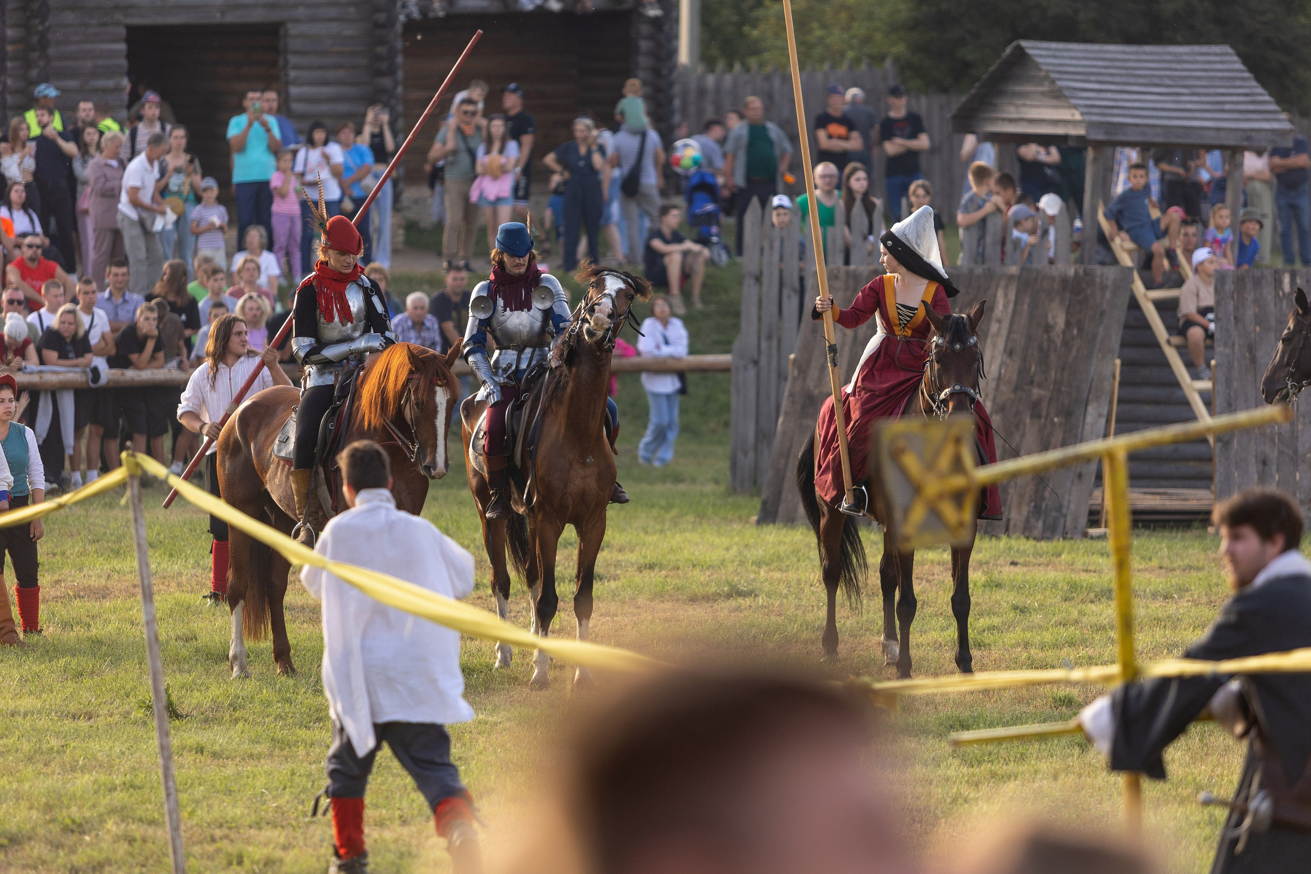 Рыцарский фест. Мстиславль. Профессиональный интерьерный и репортажный фотограф Минск и РБ. Максим Орлов