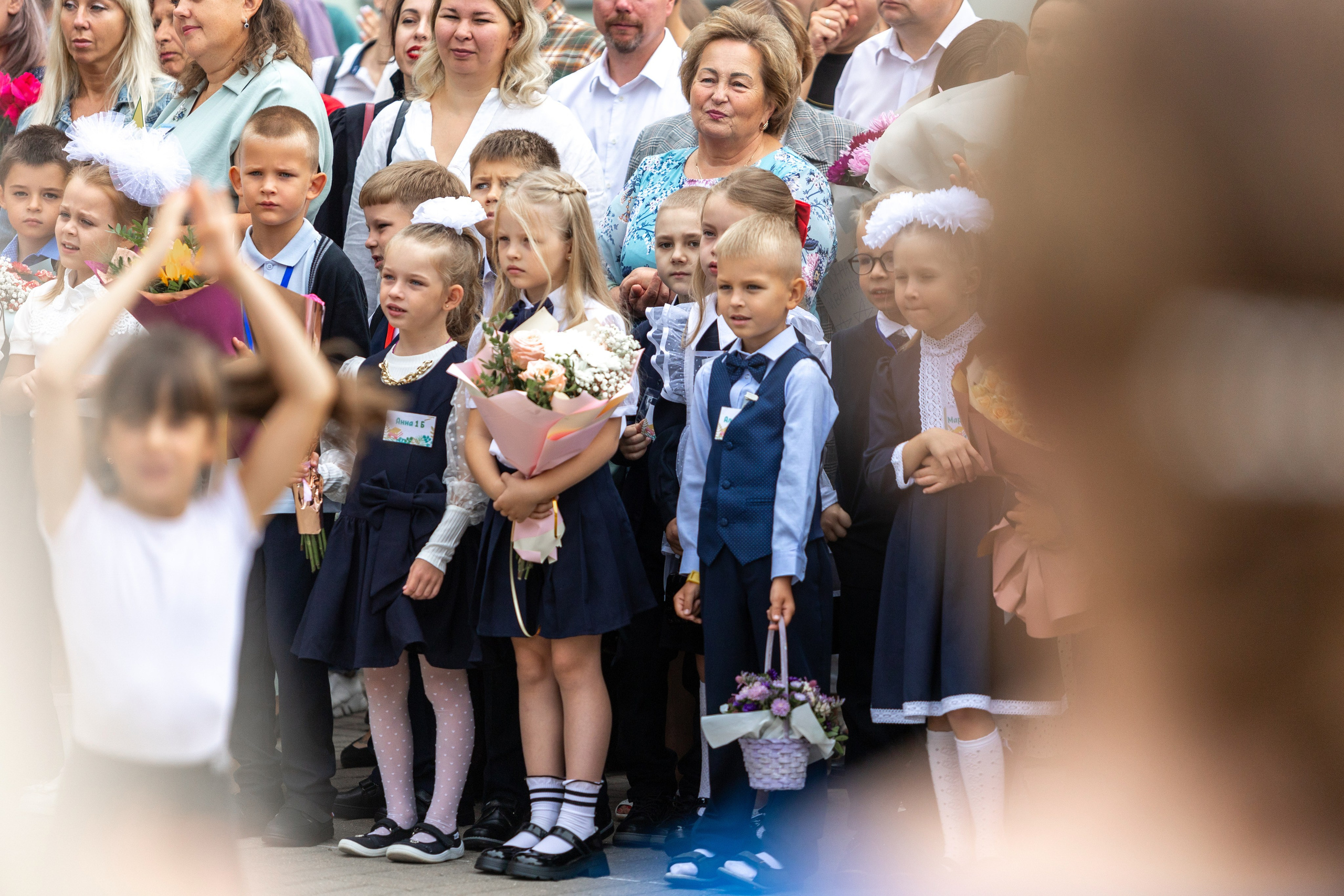 Линейка 1-го сентября. Профессиональный интерьерный и репортажный фотограф Минск и РБ. Максим Орлов