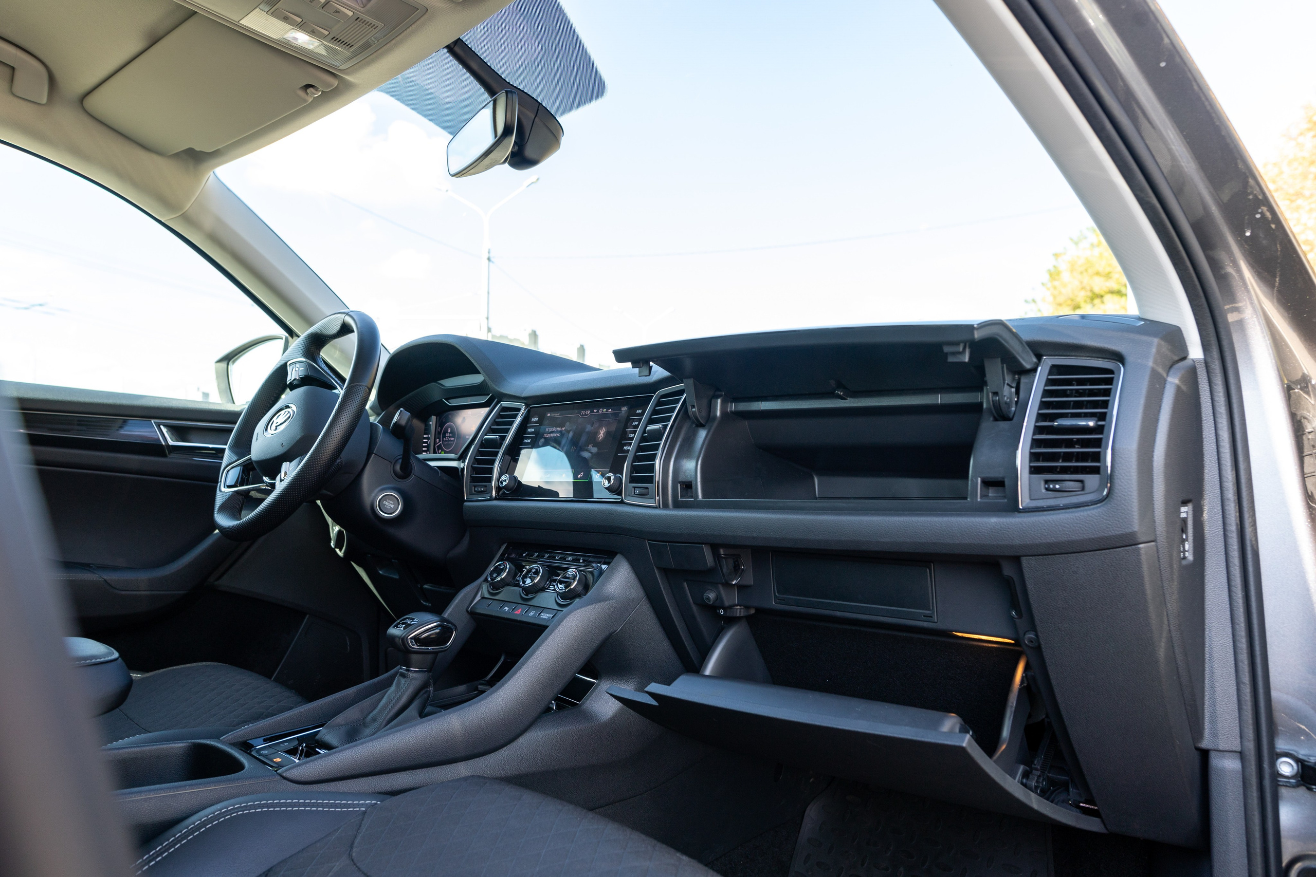 Skoda Kodiaq. Профессиональный интерьерный и репортажный фотограф Минск и РБ. Максим Орлов