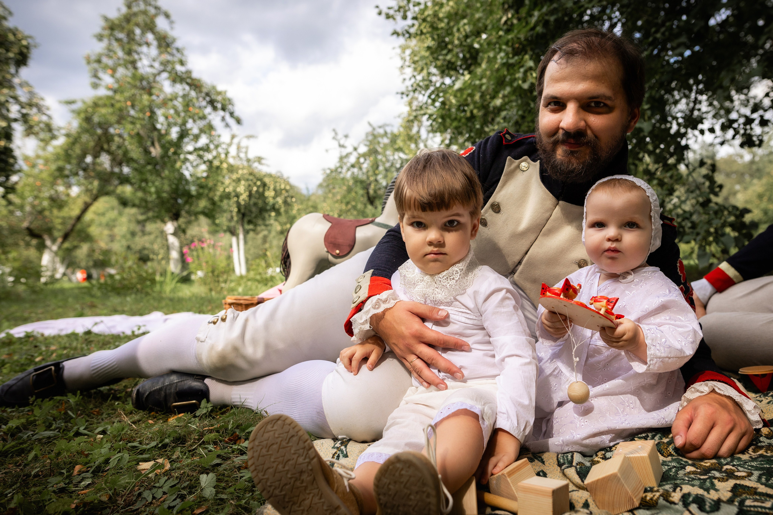 Пикник начала 19 века. Профессиональный интерьерный и репортажный фотограф Минск и РБ. Максим Орлов