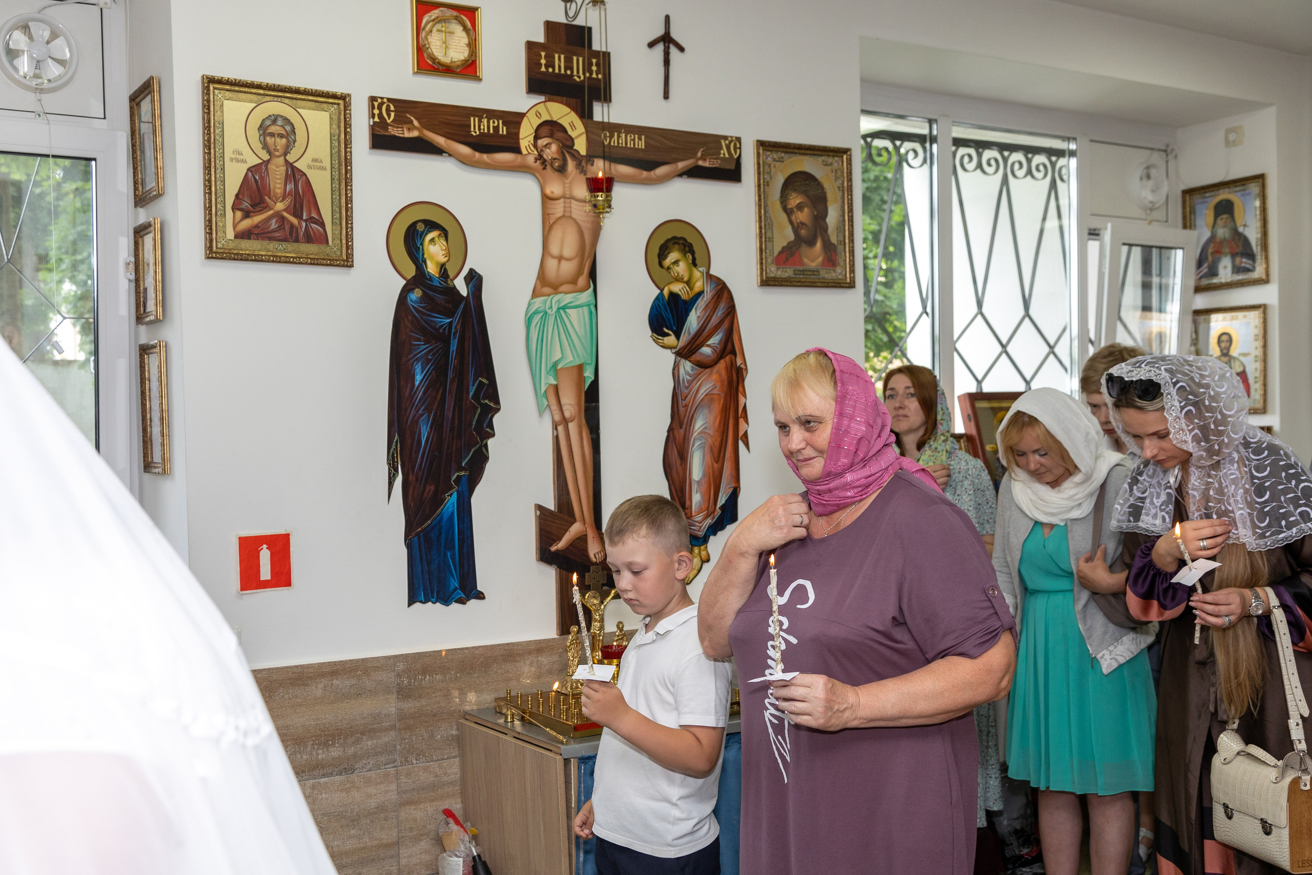 Венчание Михаила и Ольги. Профессиональный интерьерный и репортажный фотограф Минск и РБ. Максим Орлов