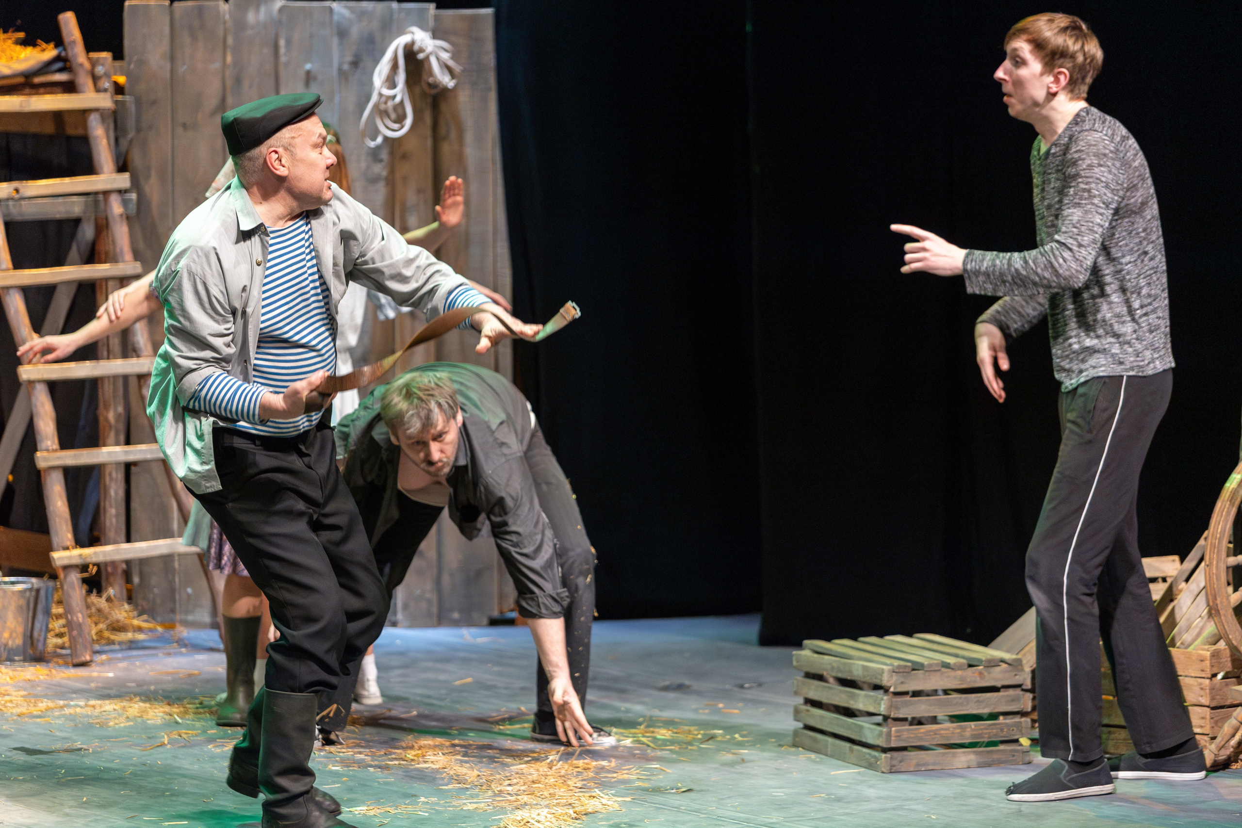 Театр белорусской армии «Очень простая история». Профессиональный интерьерный и репортажный фотограф Минск и РБ. Максим Орлов