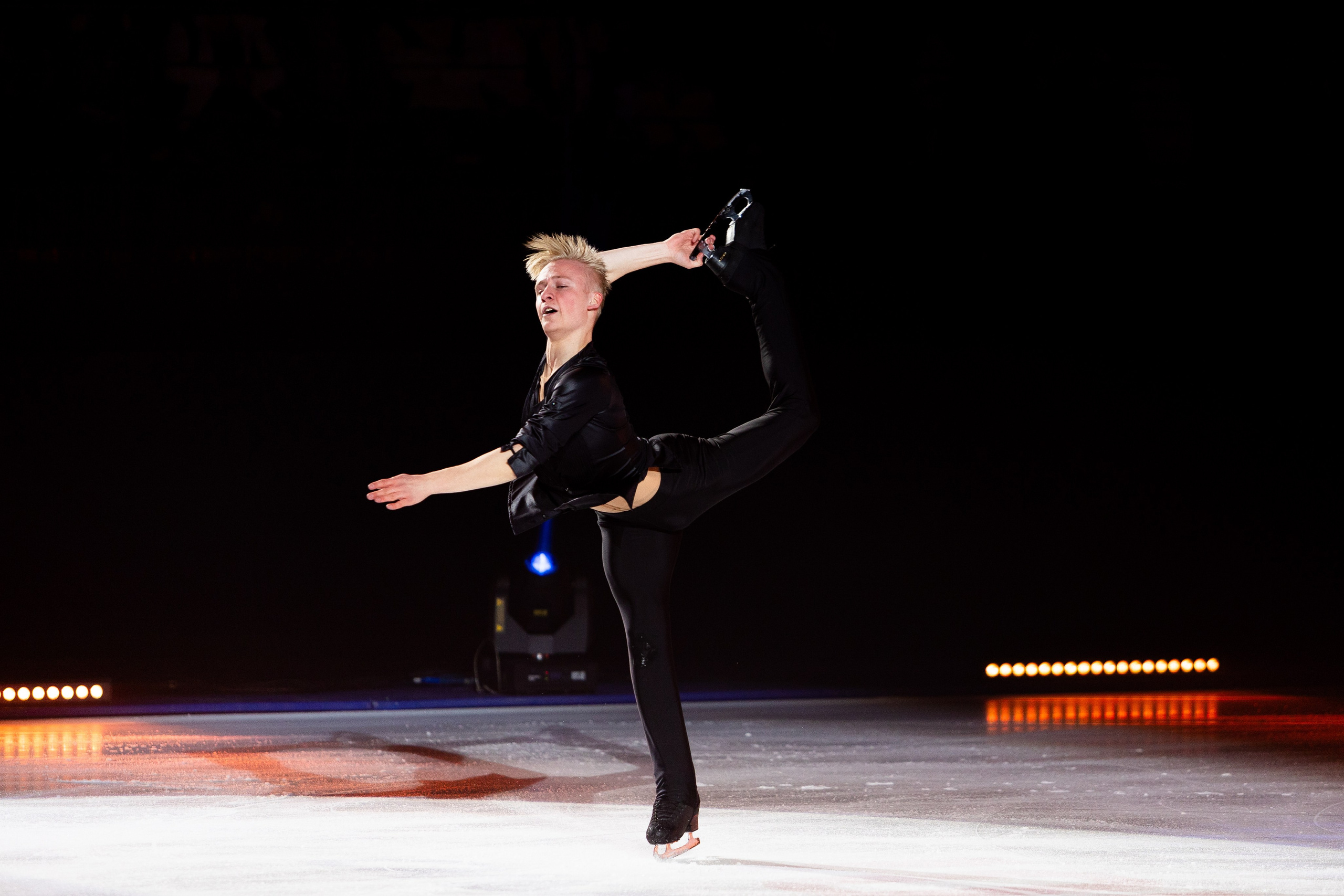 Ледовое шоу Ильи Авербуха 30.03.2024. Профессиональный интерьерный и репортажный фотограф Минск и РБ. Максим Орлов