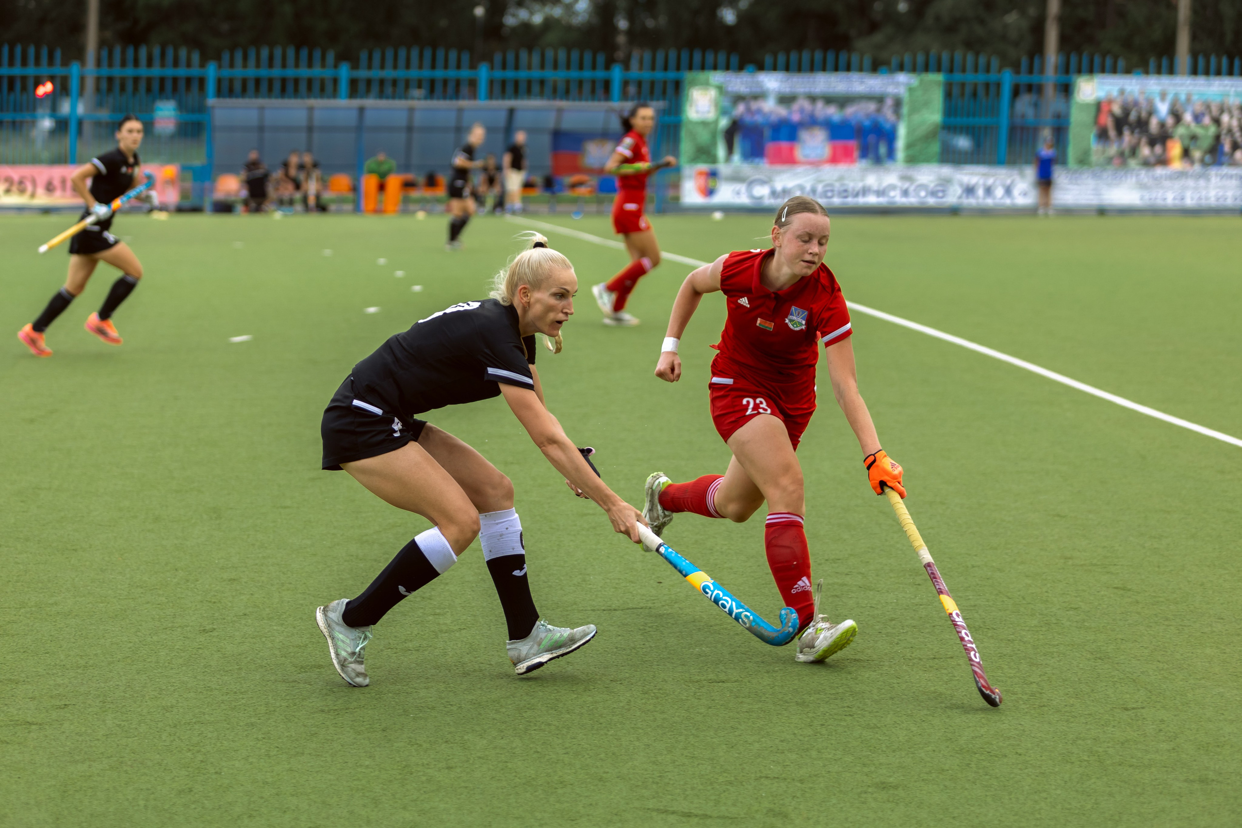 Хоккей на траве. Девушки. Минск — Виктория. 16.06.2024. Профессиональный интерьерный и репортажный фотограф Минск и РБ. Максим Орлов