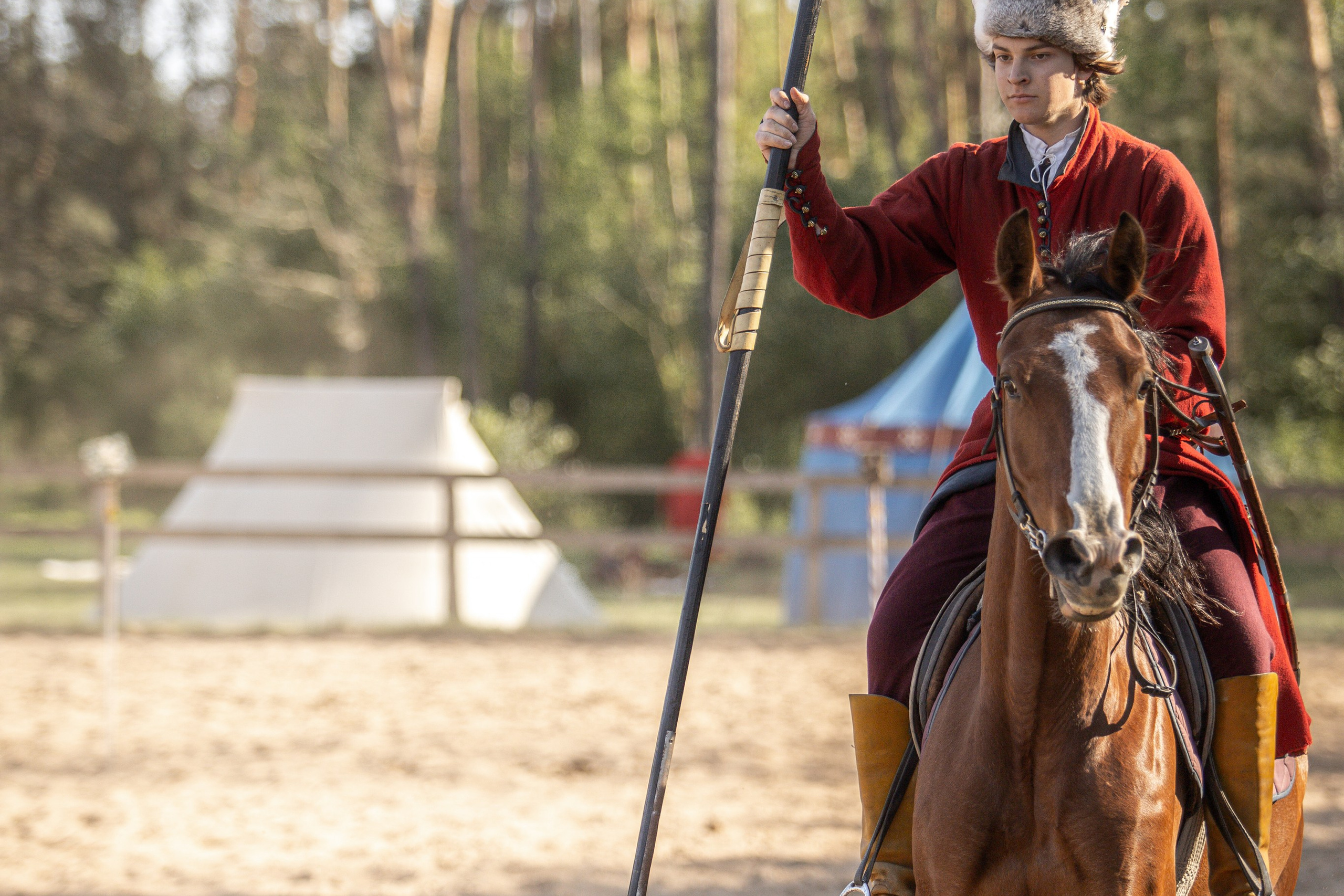 Золотая Шпора. Огнем и Мечем. День первый. Рыцарский турнир. Профессиональный интерьерный и репортажный фотограф Минск и РБ. Максим Орлов