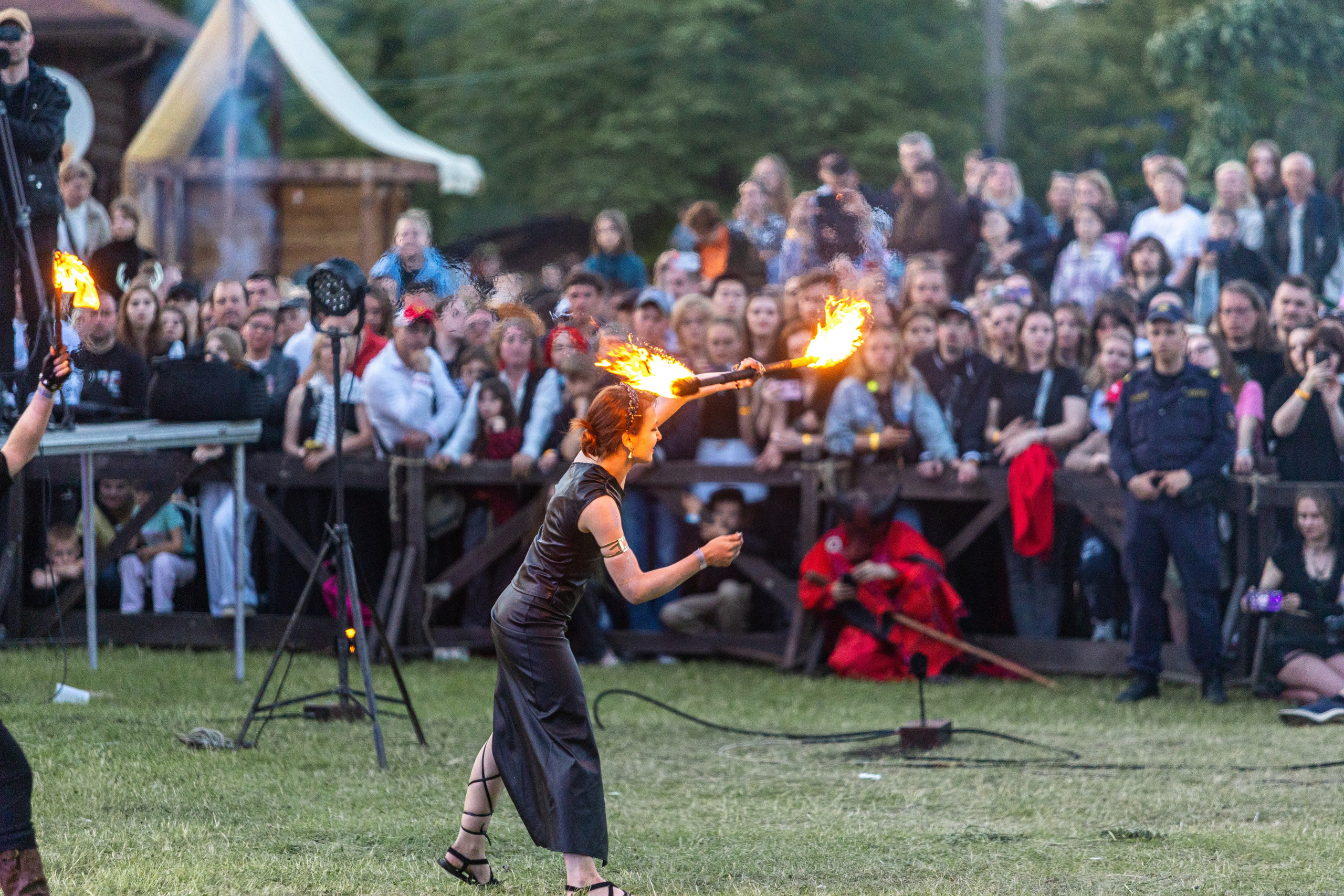 Свята сонца. Профессиональный интерьерный и репортажный фотограф Минск и РБ. Максим Орлов