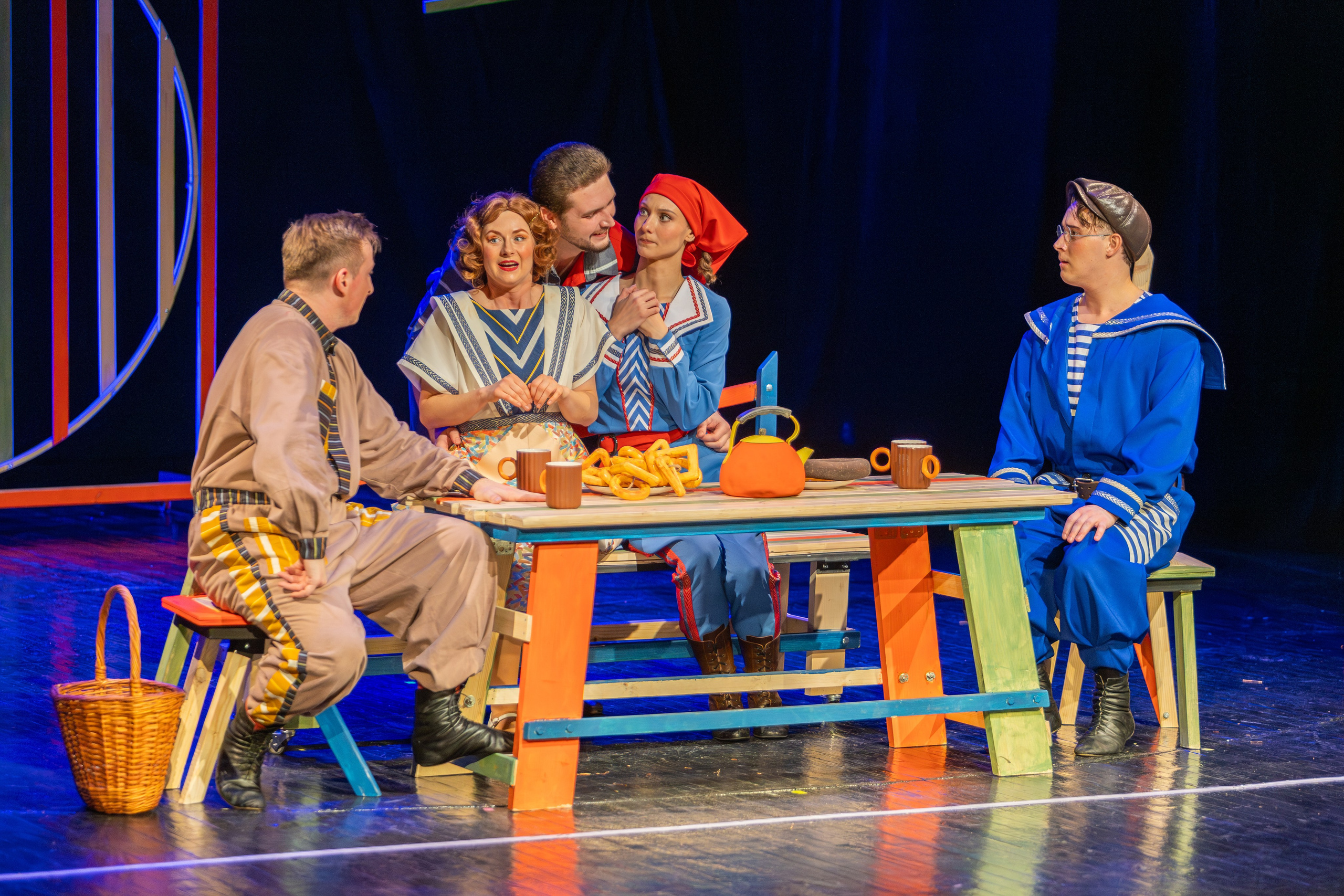 Квадратура круга. Профессиональный интерьерный и репортажный фотограф Минск и РБ. Максим Орлов