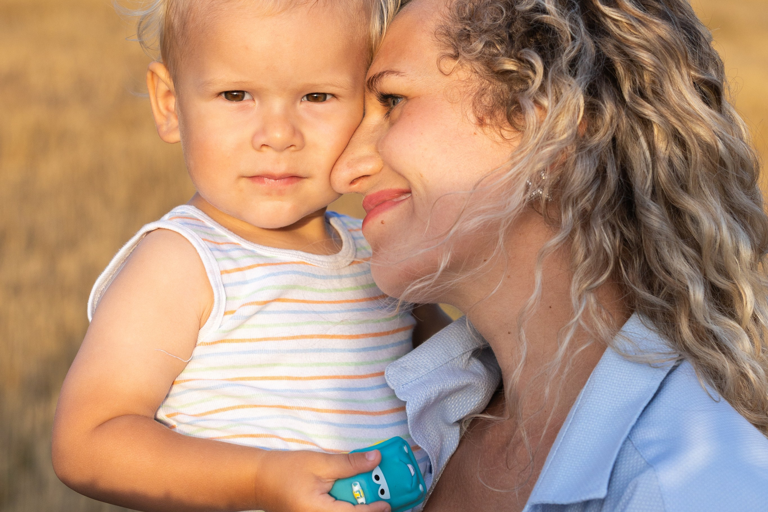 Семейная фотосъемка Кристины с сыном Костей. Профессиональный интерьерный и репортажный фотограф Минск и РБ. Максим Орлов