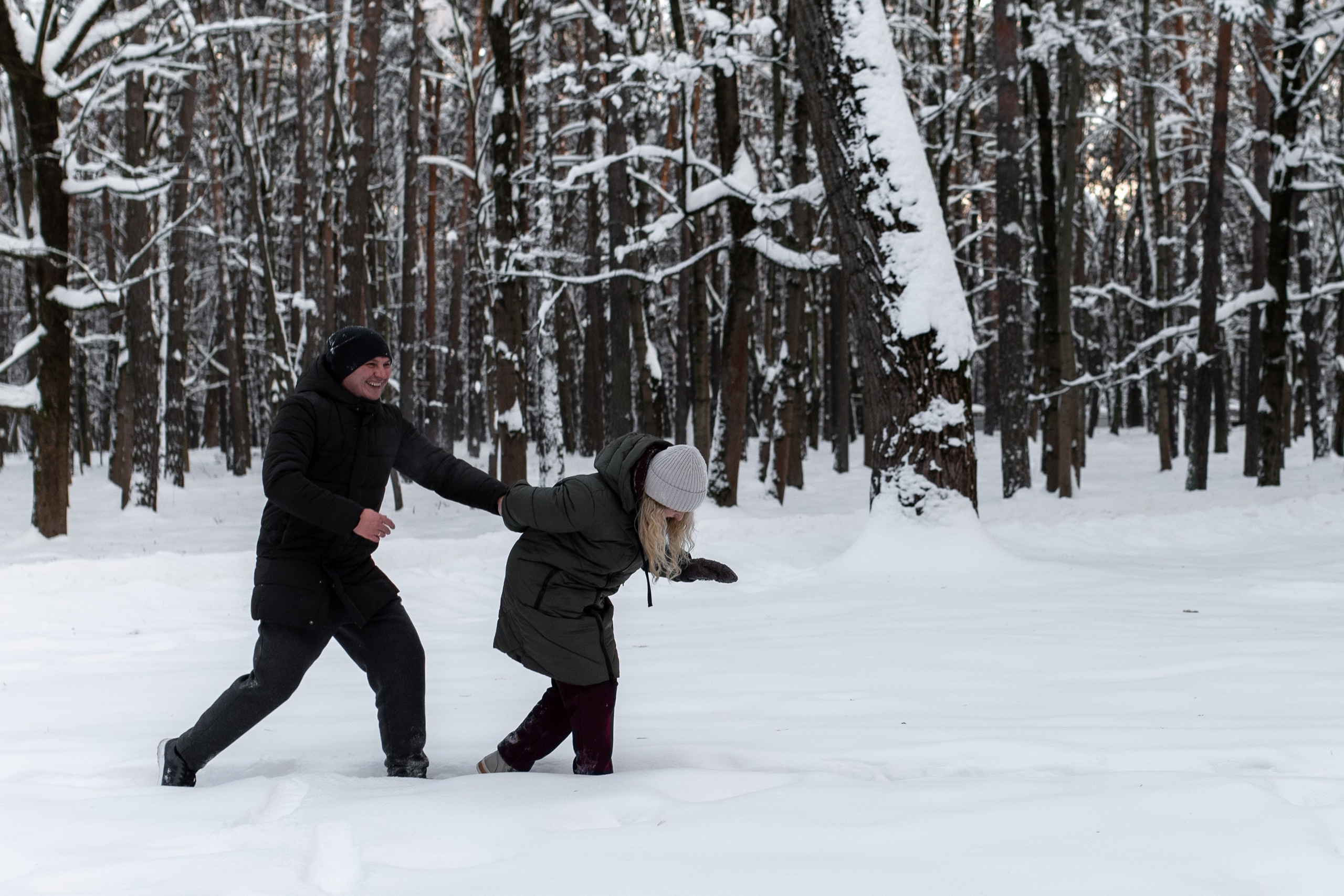 Сергей с семьей (в парке). Профессиональный интерьерный и репортажный фотограф Минск и РБ. Максим Орлов