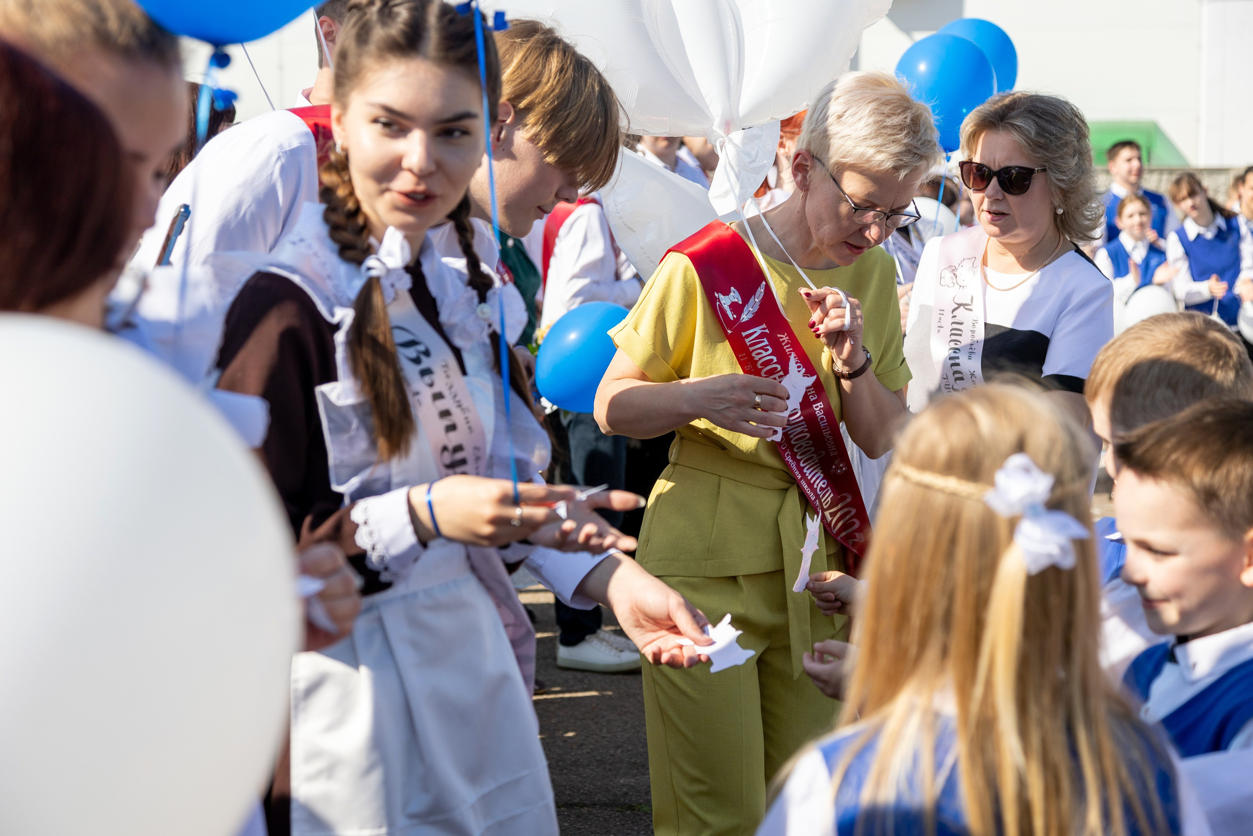 Выпускной в Жодино 2023. Профессиональный интерьерный и репортажный фотограф Минск и РБ. Максим Орлов