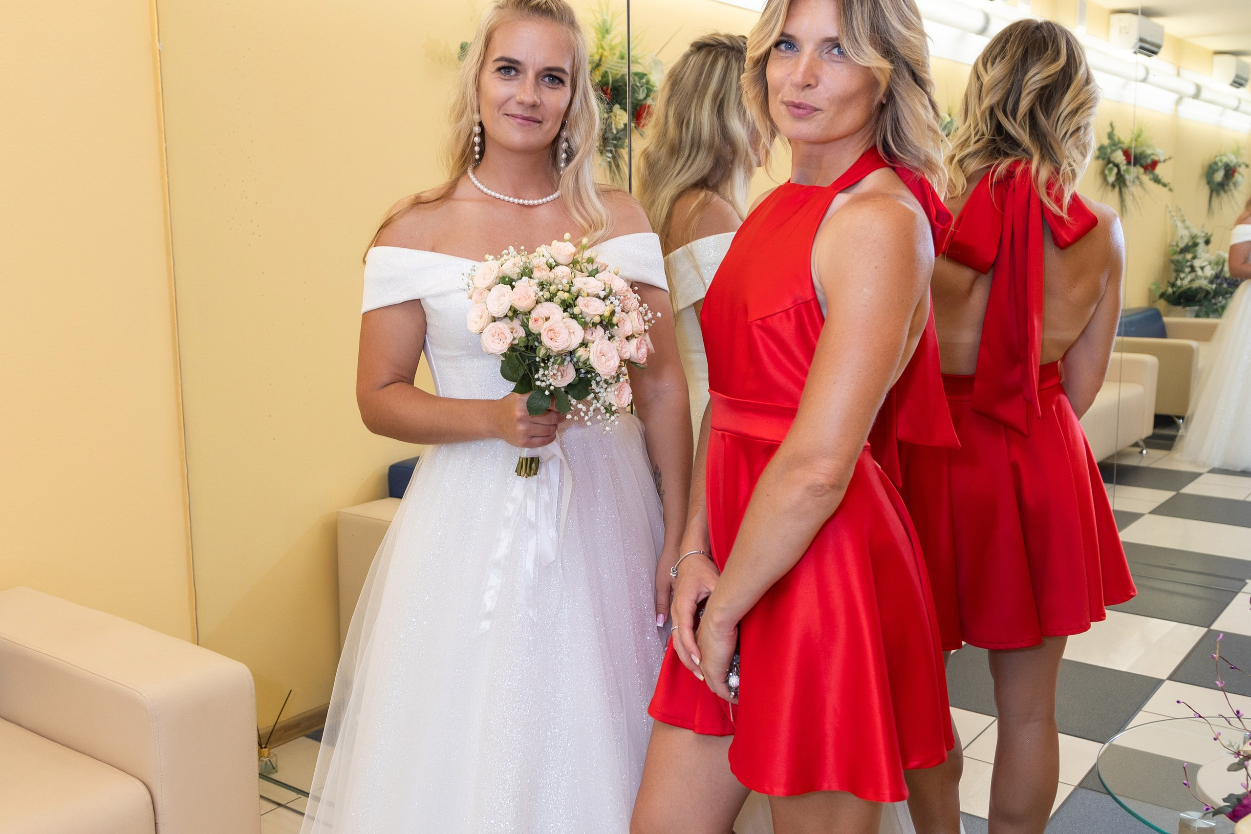 Свадебная фотосессия Дениса и Юли. Профессиональный интерьерный и репортажный фотограф Минск и РБ. Максим Орлов