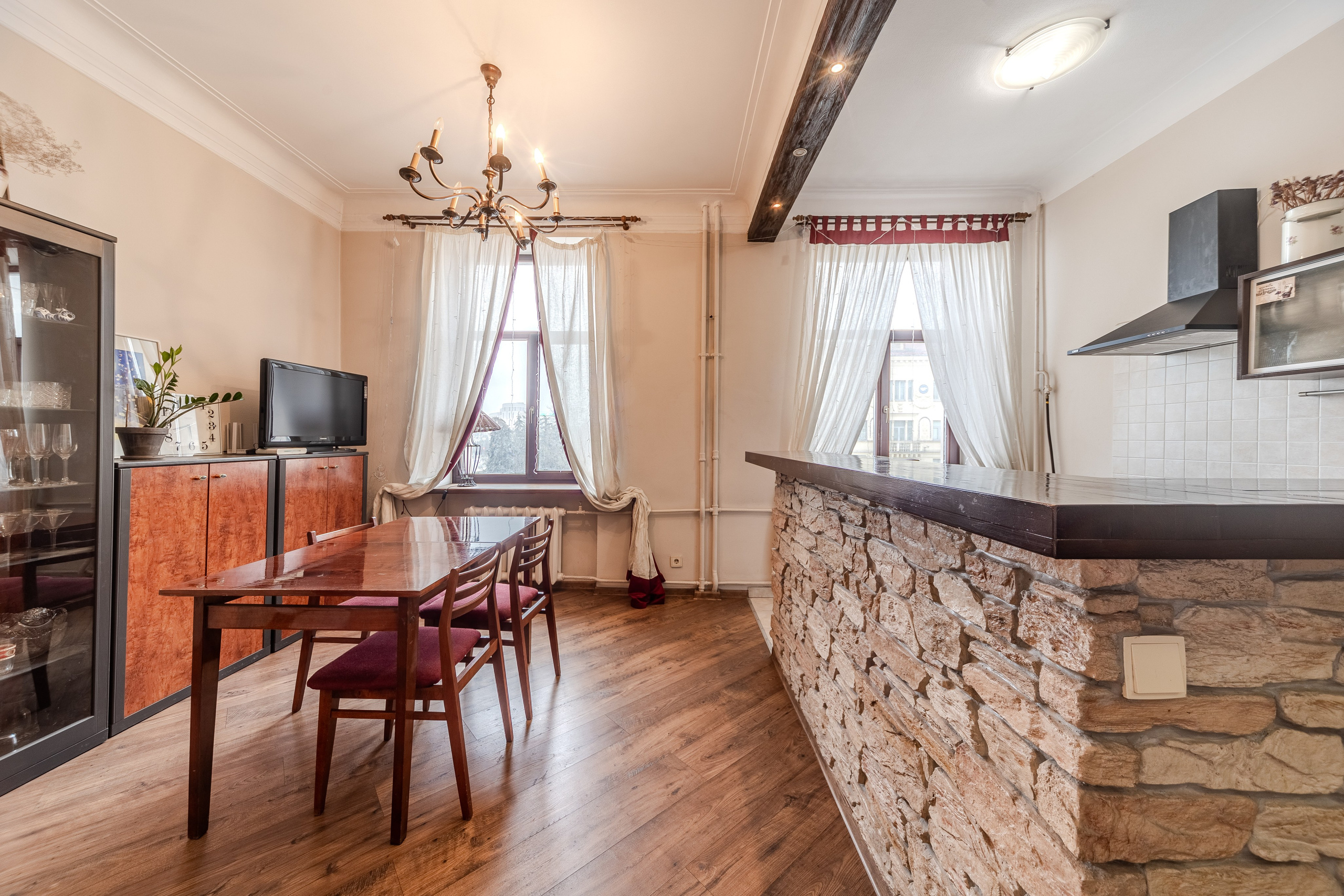 Пр. Независимости 37. Для продажи. Профессиональный интерьерный и репортажный фотограф Минск и РБ. Максим Орлов