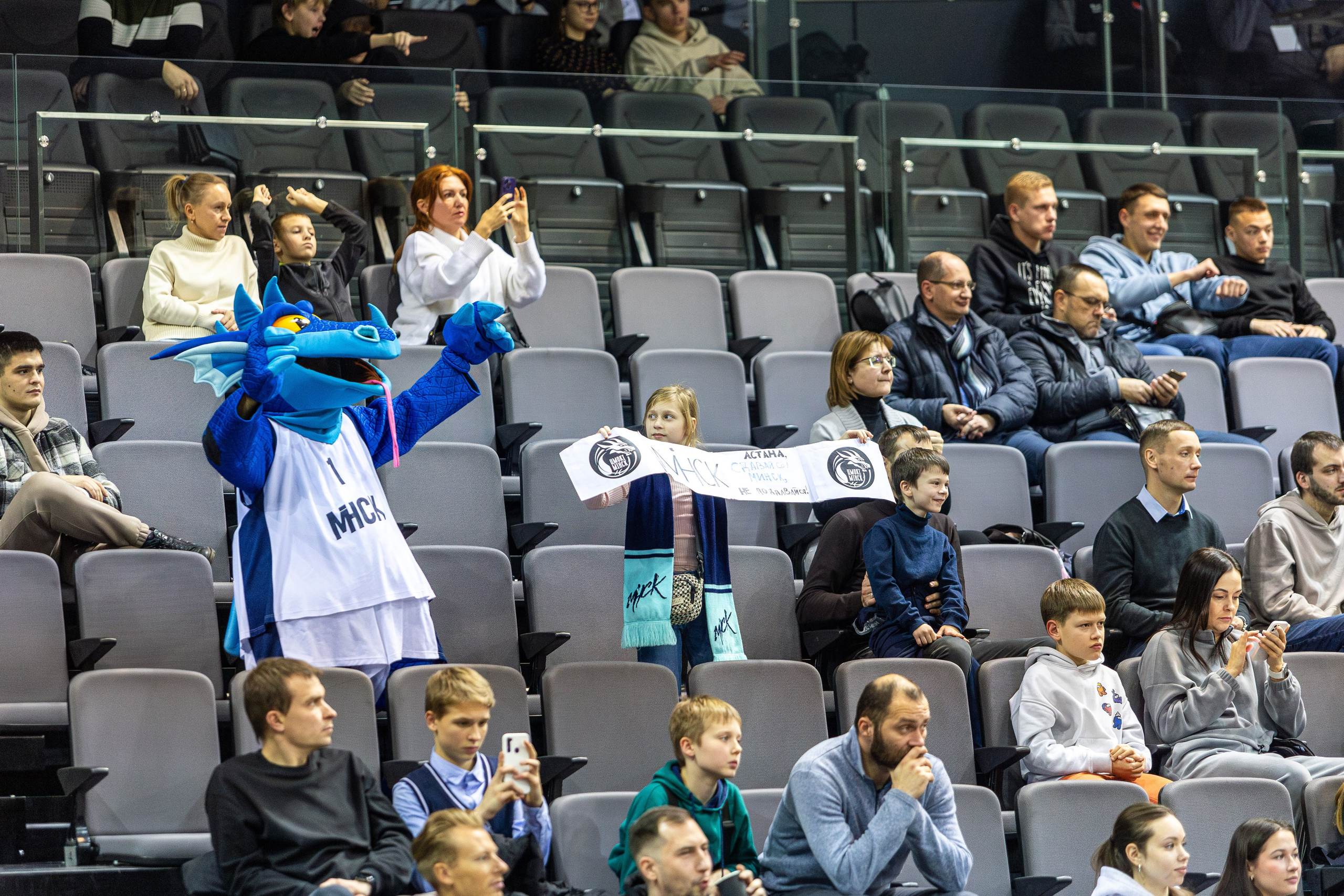 Спортивный фотограф. Минск и РБ. Профессиональный интерьерный и репортажный фотограф Минск и РБ. Максим Орлов