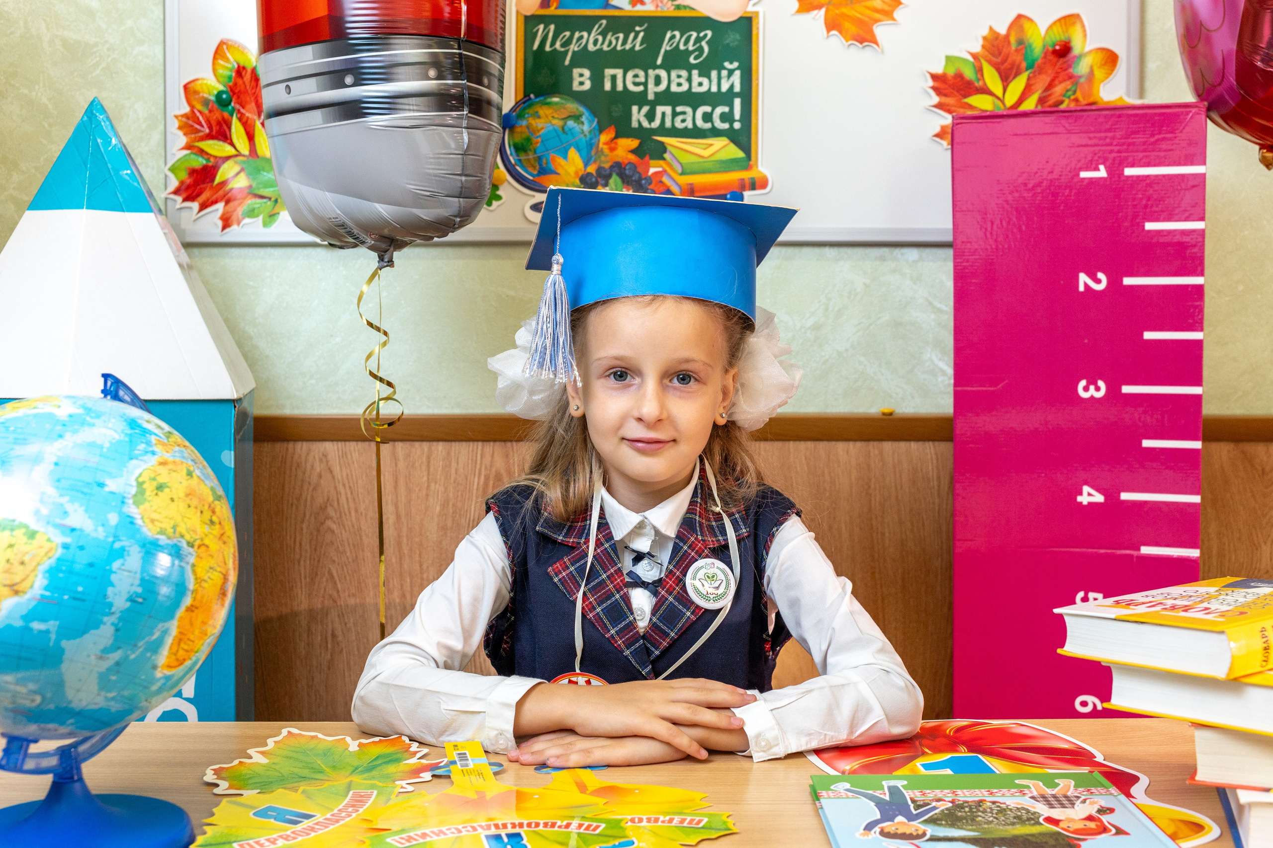 Линейка 1 сентября 2023 г. Профессиональный интерьерный и репортажный фотограф Минск и РБ. Максим Орлов