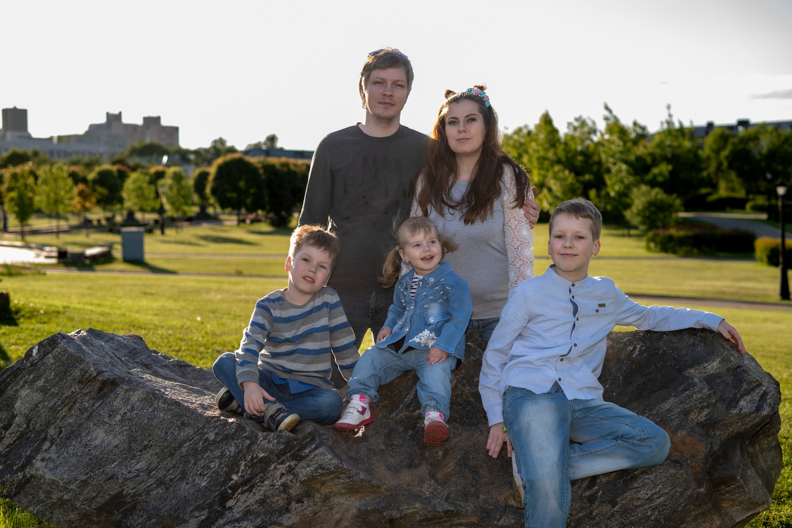 Илья и Аня, а также Кирилл, Андрей и Даша. Профессиональный интерьерный и репортажный фотограф Минск и РБ. Максим Орлов