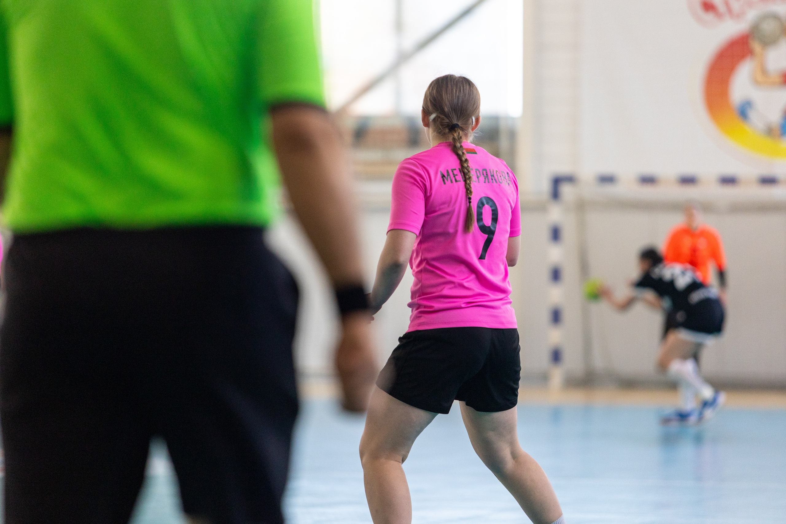 Женский гандбол. Лучшие кадры. БНТУ — Звезда. 08.02.2025. Профессиональный интерьерный и репортажный фотограф Минск и РБ. Максим Орлов