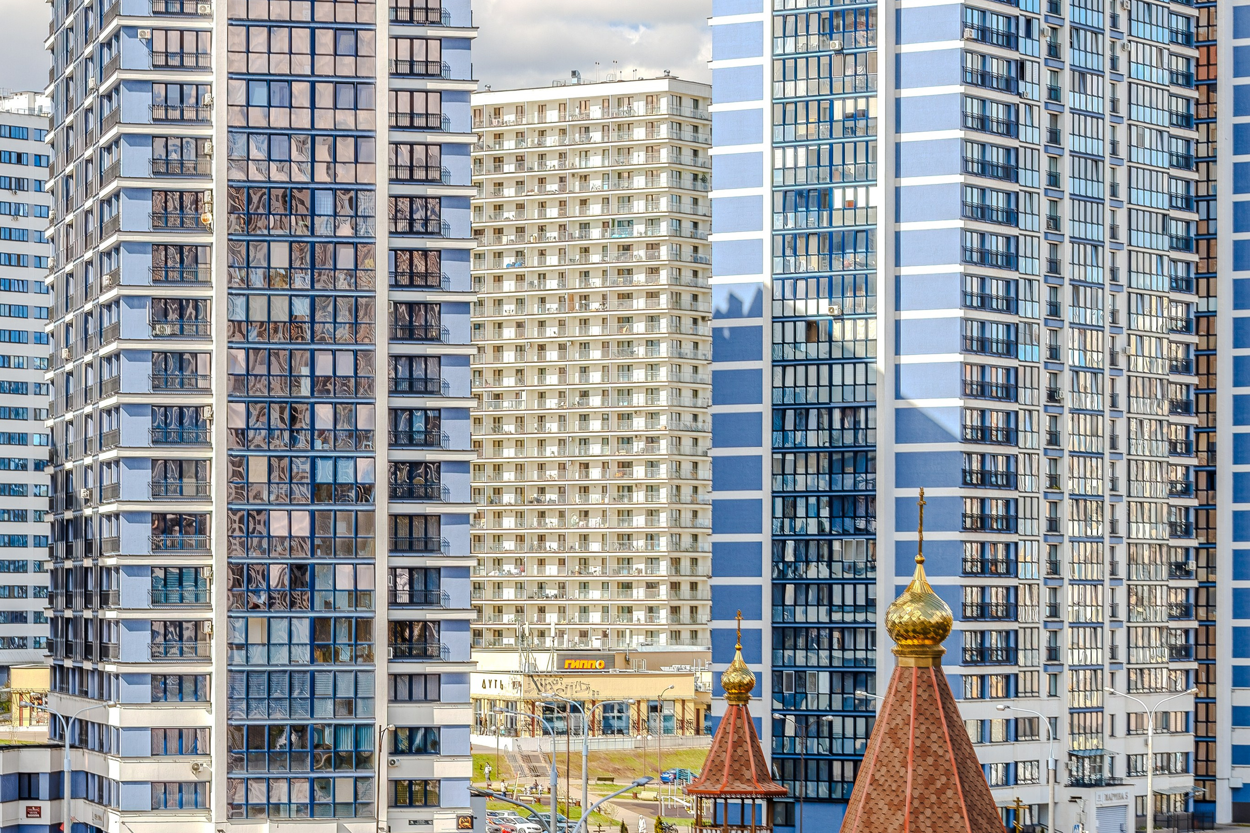 Теслы 24. Профессиональный интерьерный и репортажный фотограф Минск и РБ. Максим Орлов