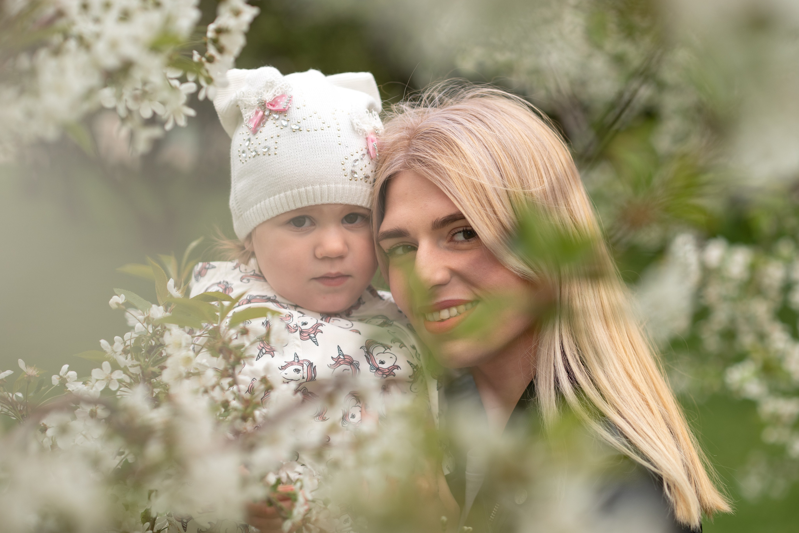 Олег, Каролина и Стефания. Профессиональный интерьерный и репортажный фотограф Минск и РБ. Максим Орлов