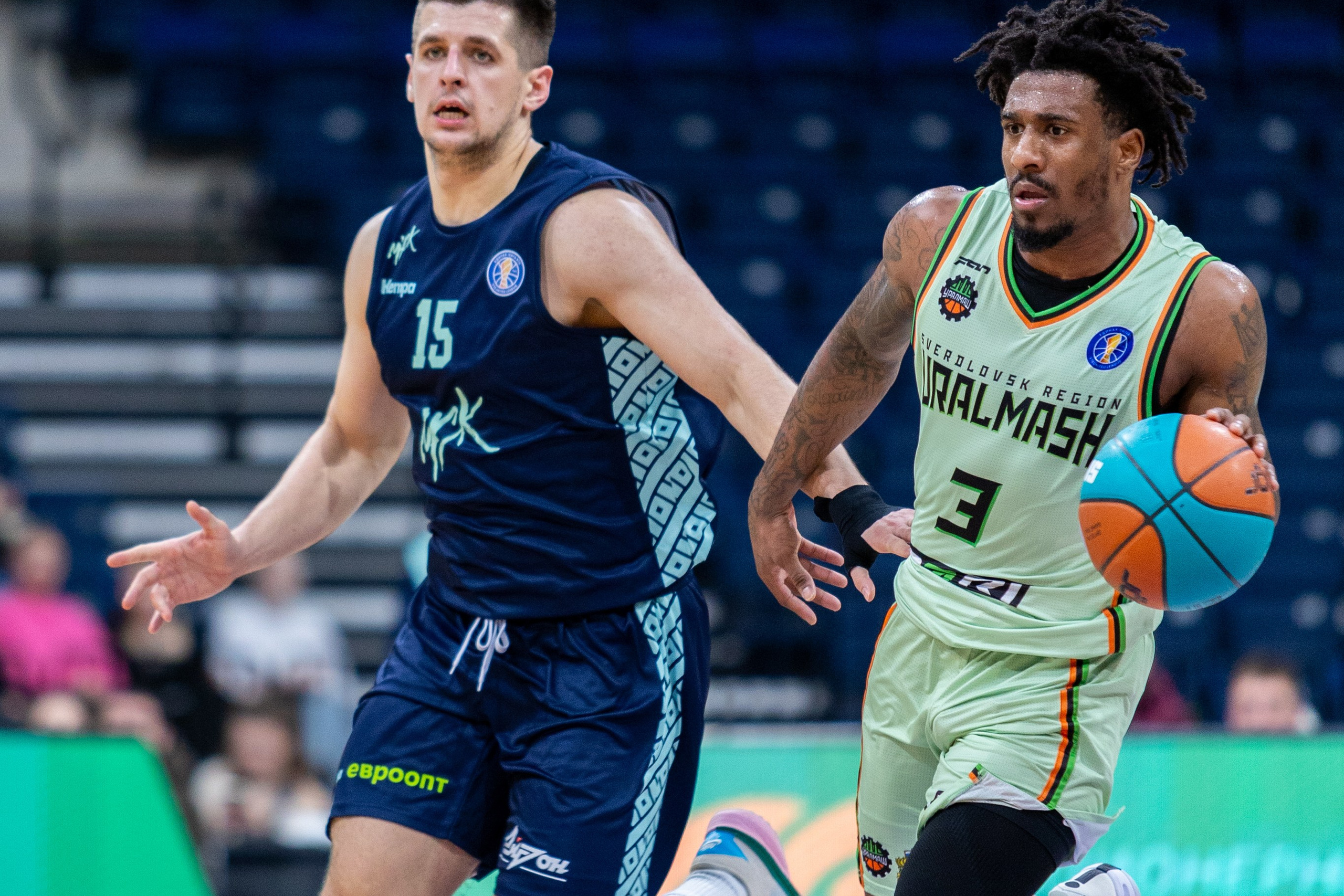 Баскетбол. Лучшие кадры. Минск — Уралмаш 13.02.2024. Профессиональный интерьерный и репортажный фотограф Минск и РБ. Максим Орлов