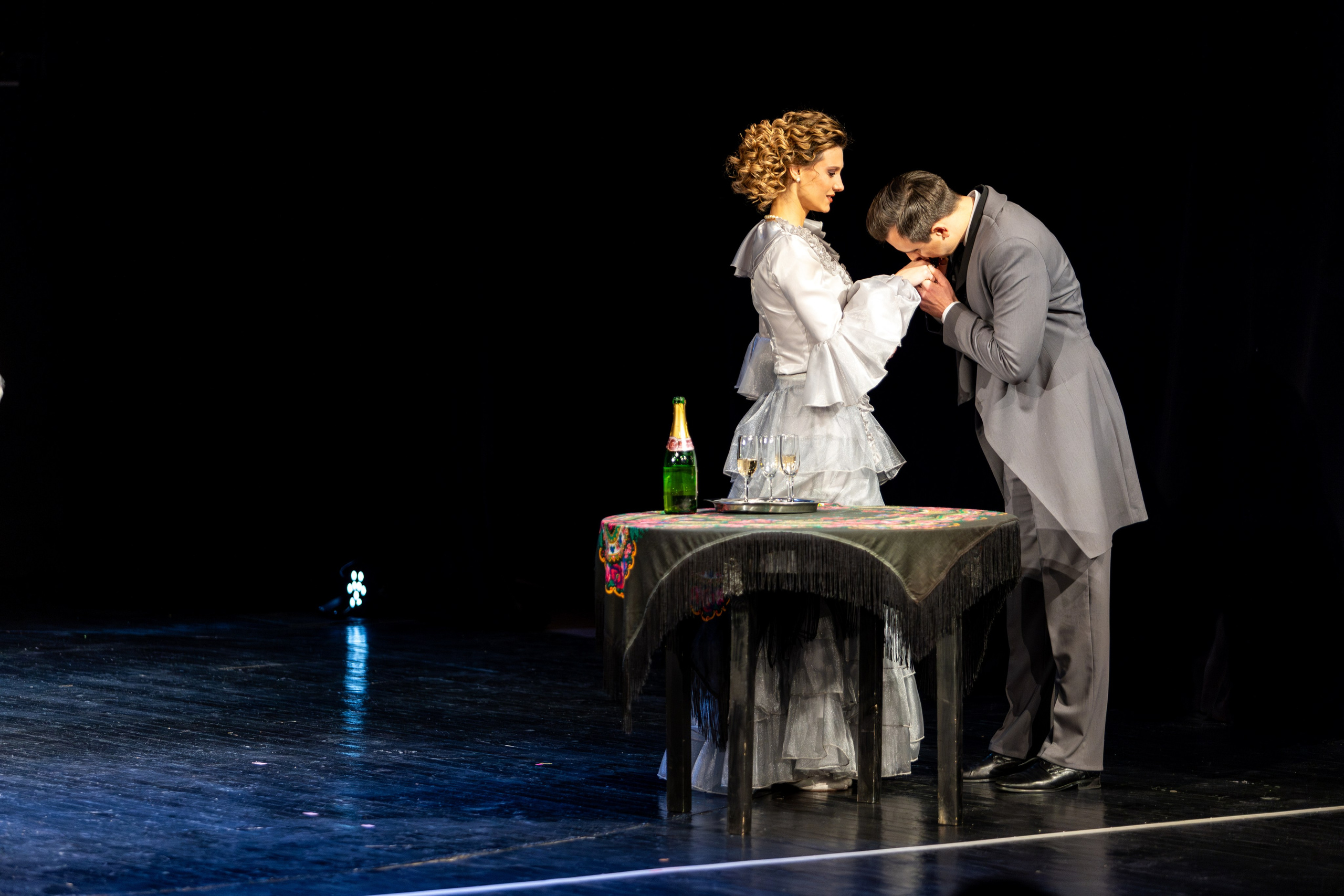 Новый театр «Я вещь». Профессиональный интерьерный и репортажный фотограф Минск и РБ. Максим Орлов