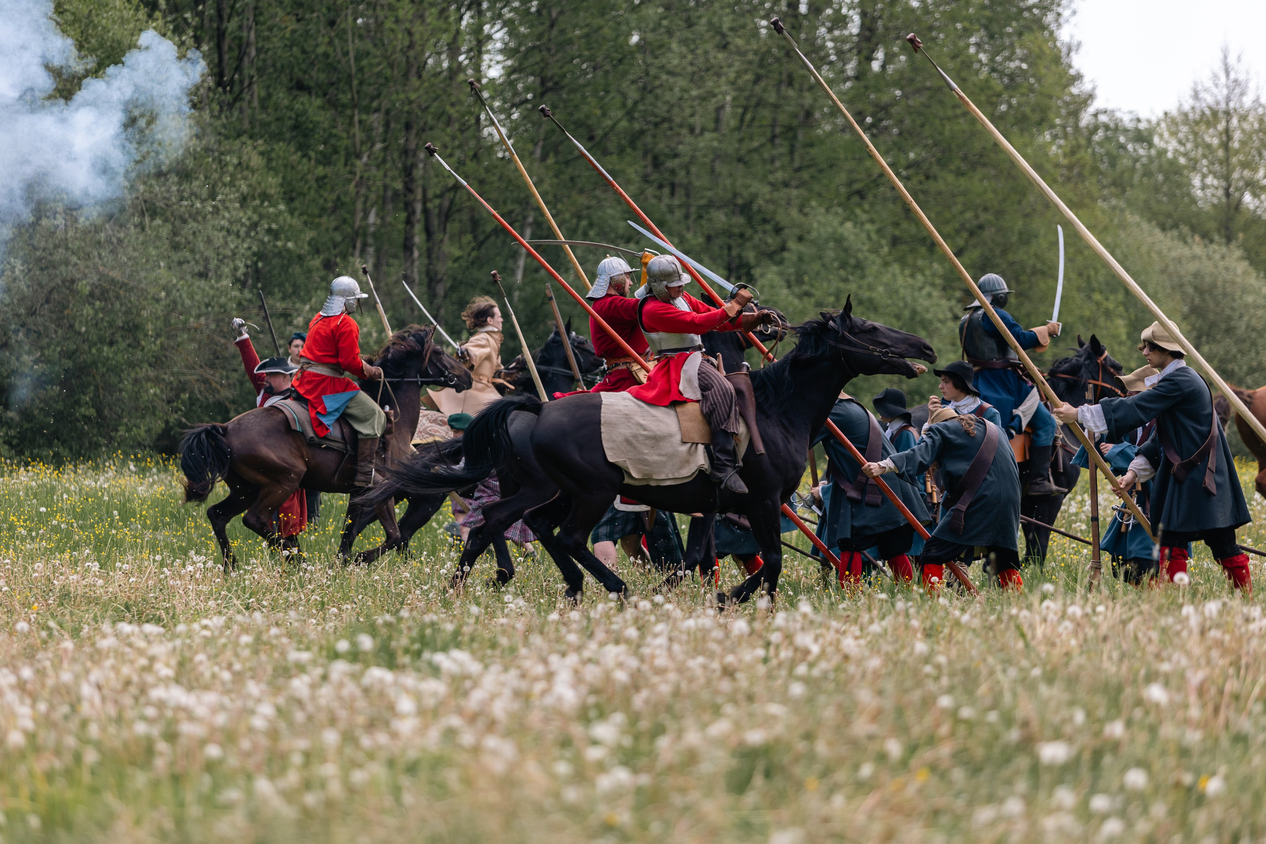 Золотая шпора. Маневры 17 века. Профессиональный интерьерный и репортажный фотограф Минск и РБ. Максим Орлов